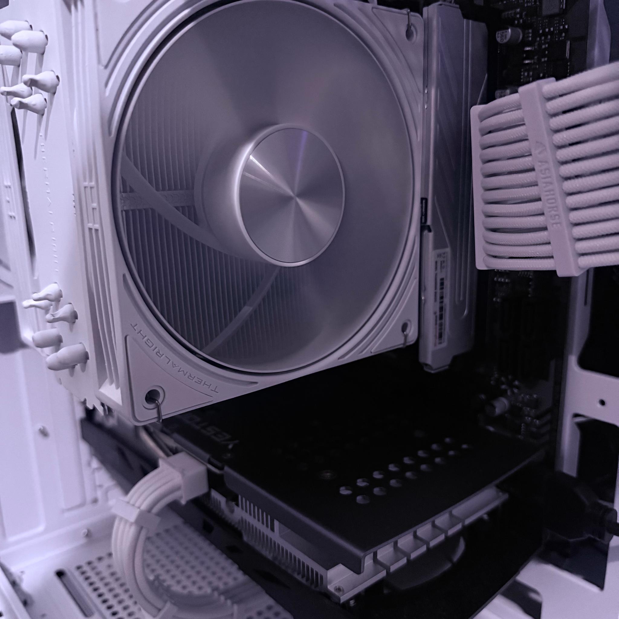 ❄️"Glacial Veil"⚪️ | 1440p Gaming | Ryzen 7 7700 | RTX 4060 | 16GB DDR5 | 1TB SSD | Free Shipping