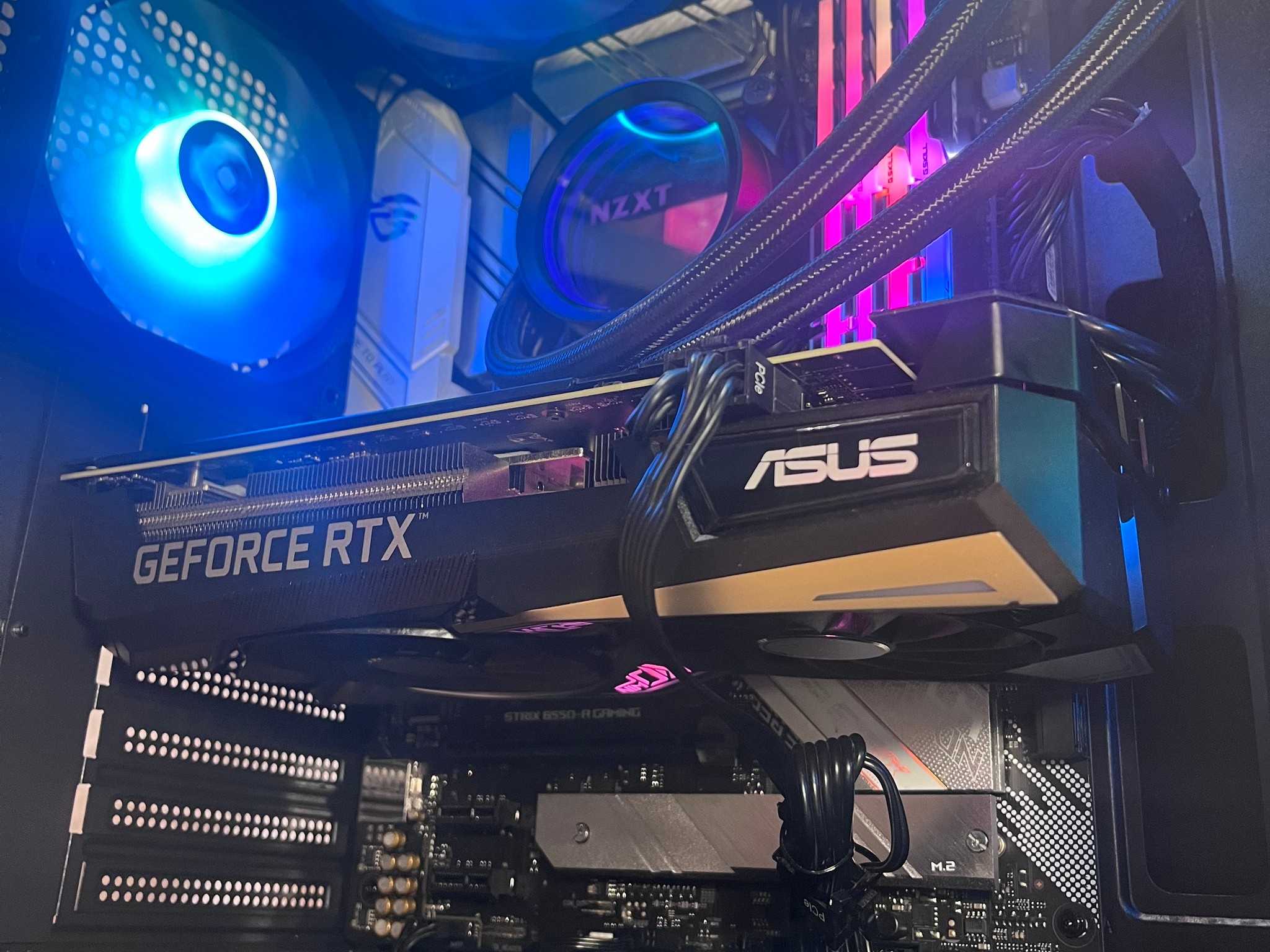 RTX 3060 TI | Ryzen 5 5600X | 32GB RAM | Gaming PC