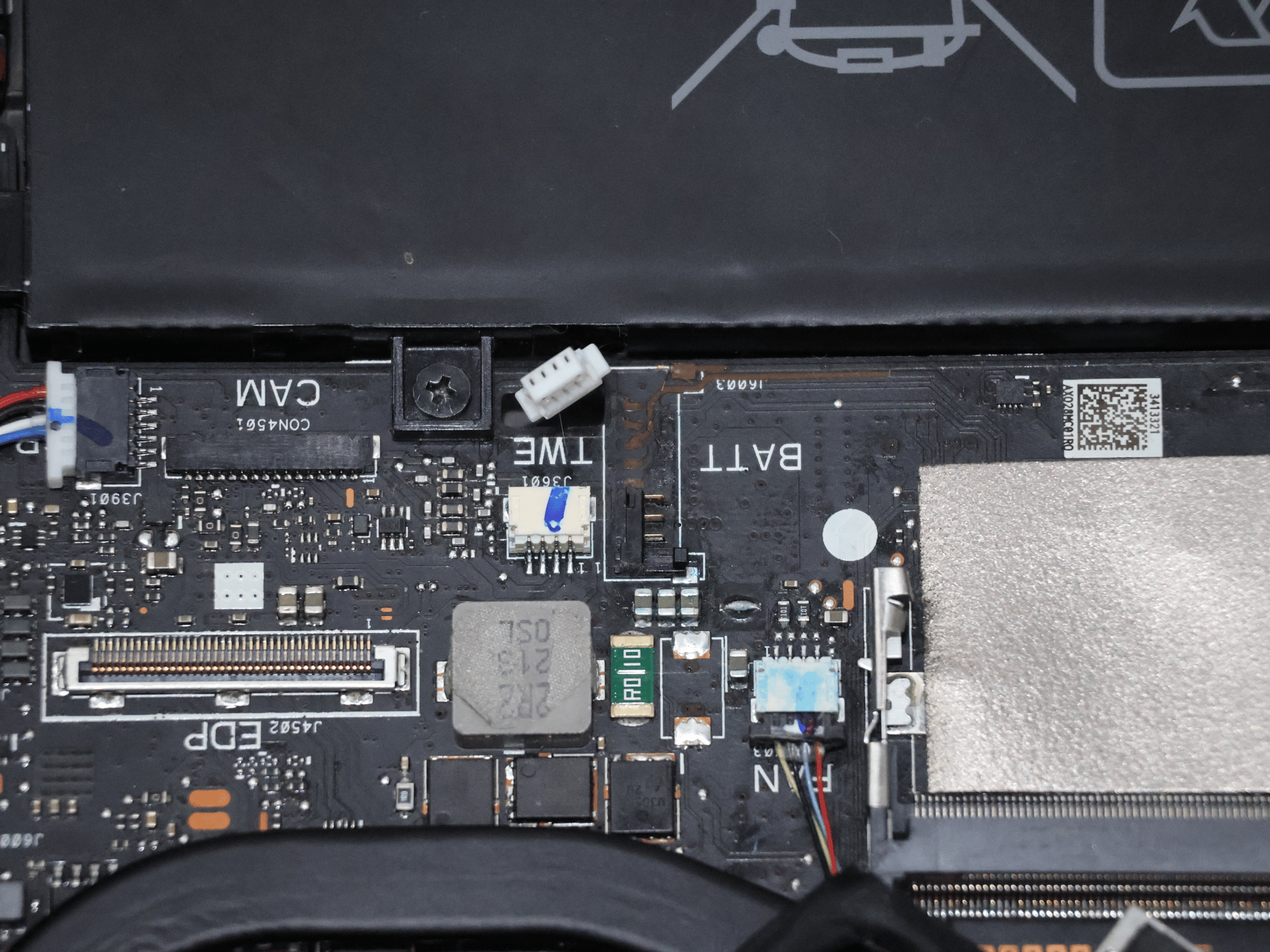 ASUS ROG Zephyrus G14 GA402RJ Ryzen 9 6900HS – For Parts or Repair