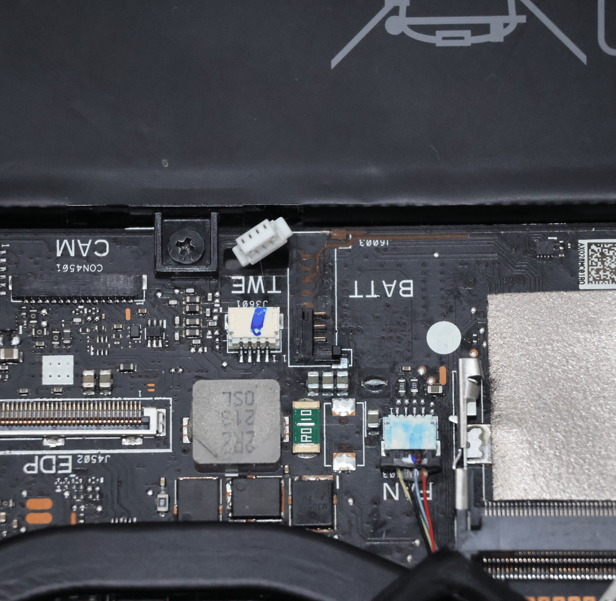 ASUS ROG Zephyrus G14 GA402RJ Ryzen 9 6900HS – For Parts or Repair