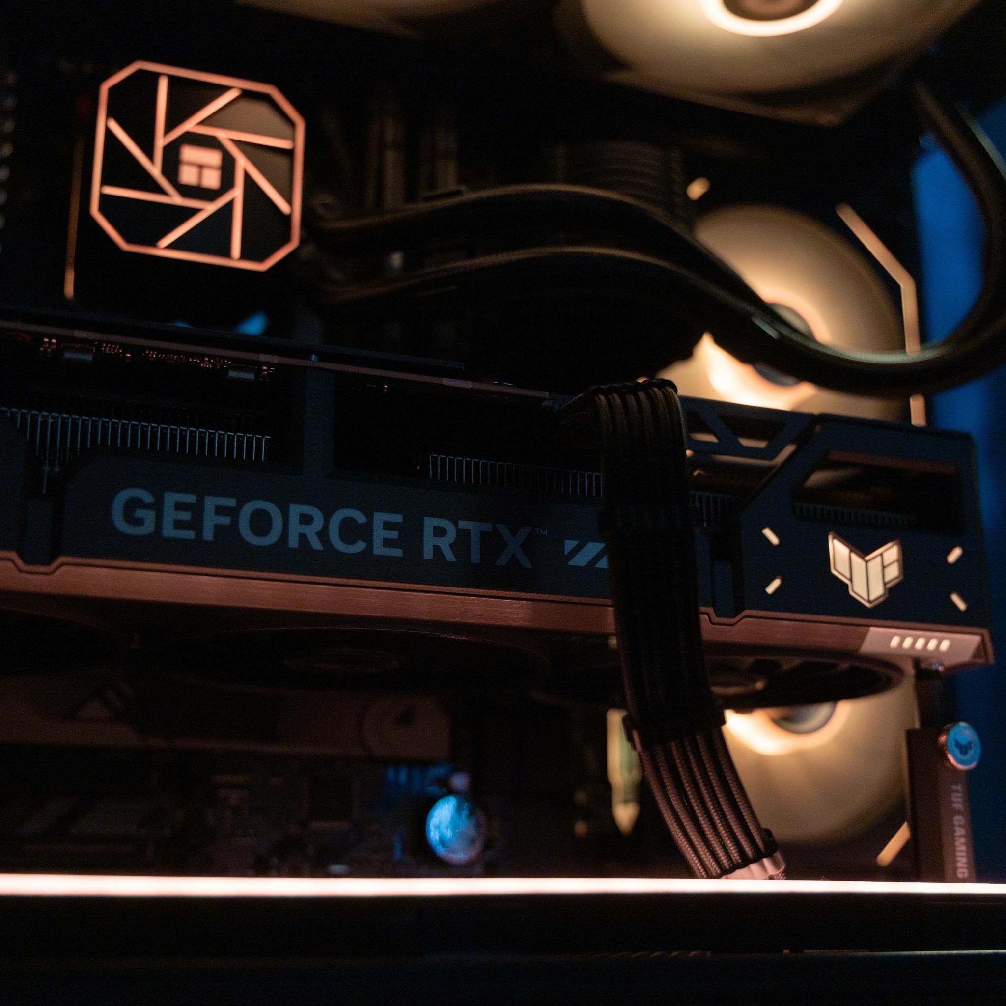 🤖 Cyclone 2.0 🤖 RTX 5070 / AMD R7 9700X / 2TB NVME / 32GB DDR5 RAM / 240 AIO / Windows 11 Pro