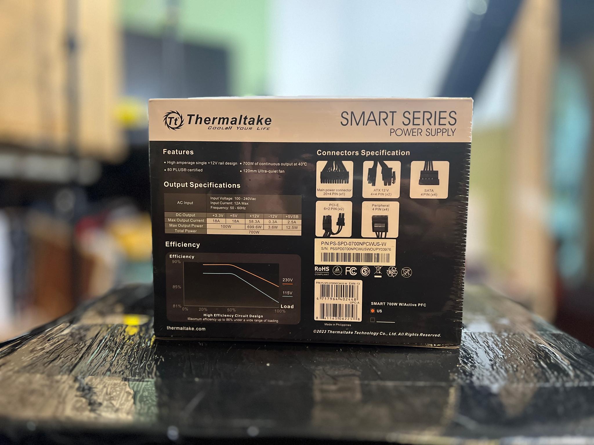 Thermaltake Smart 700W