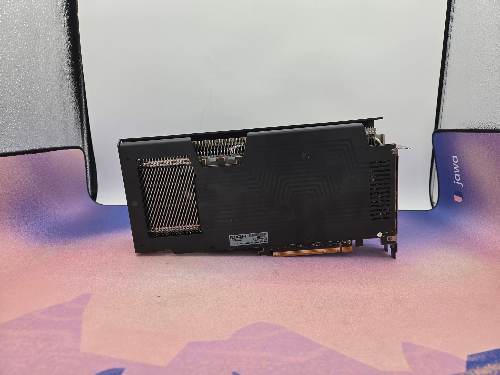 XFX Swift AMD Radeon RX 9070 OC Triple Fan Gaming Edition