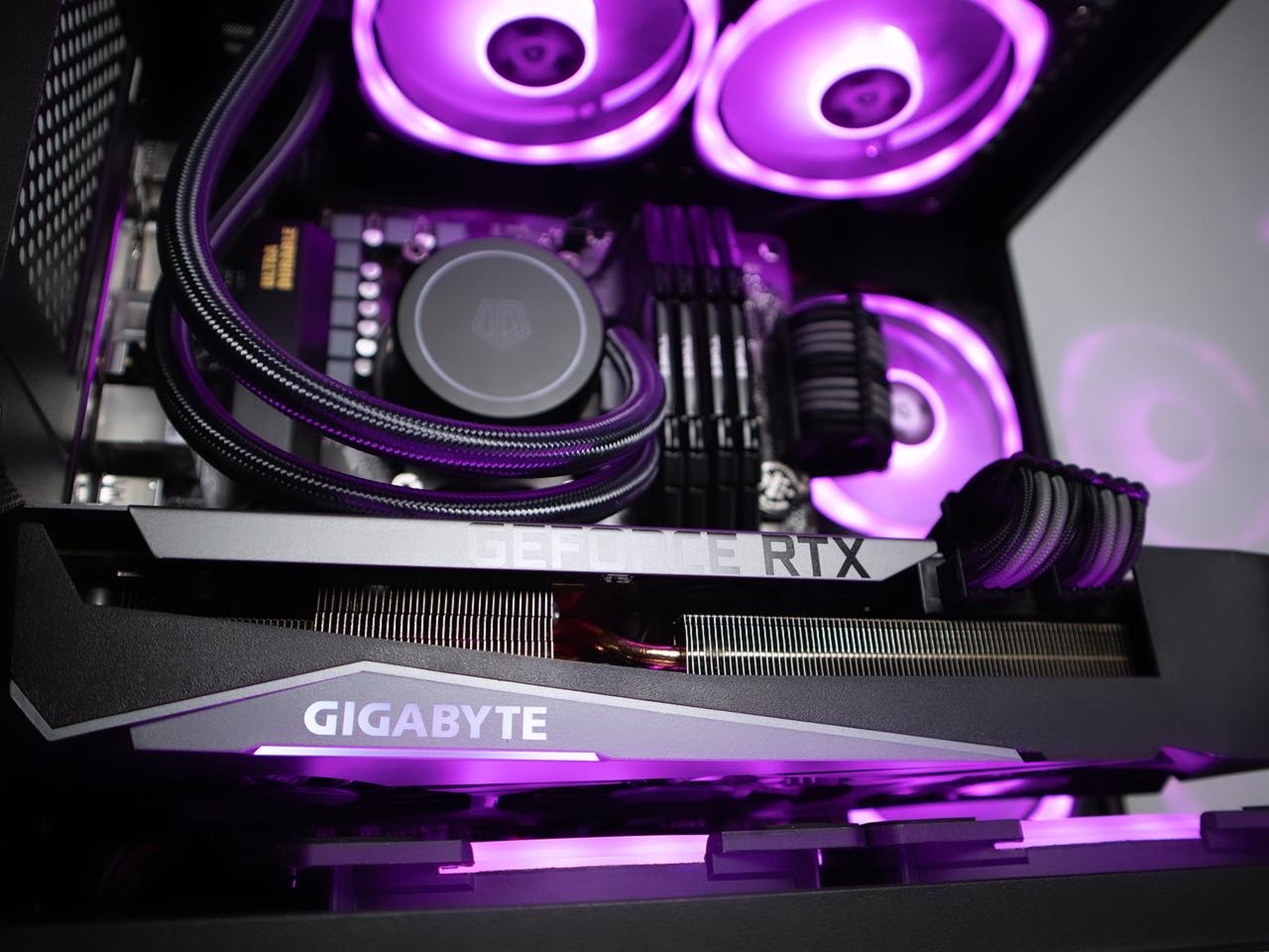 RTX 3070Ti | Ryzen 7 5700X | 32GB RAM | 1TB NVME