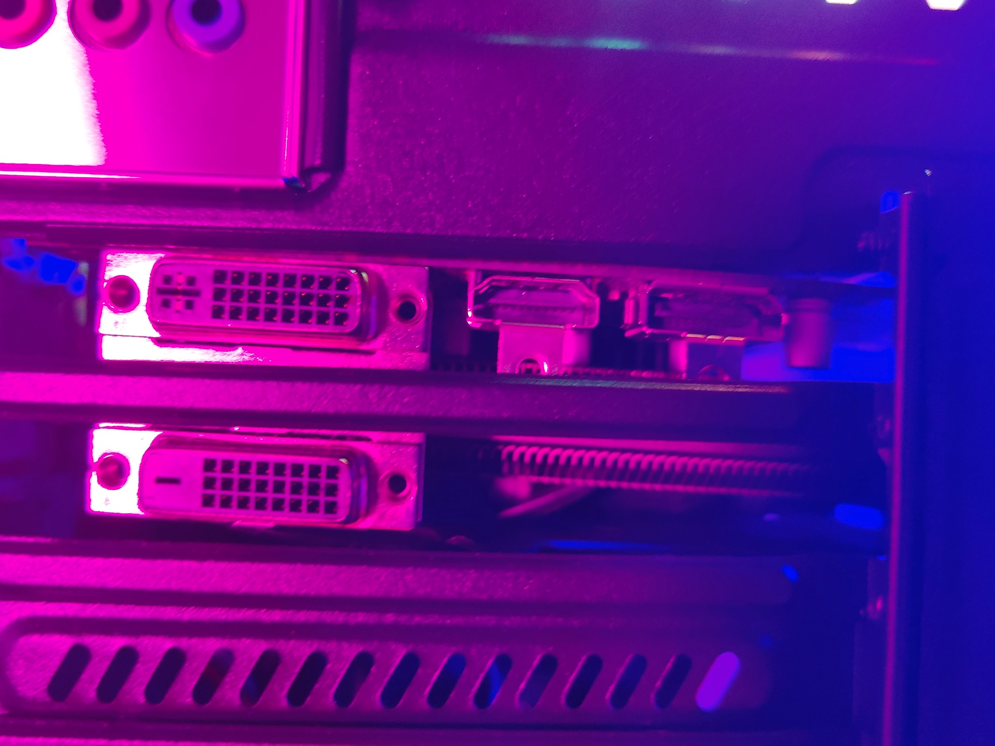 Custom Xeon 10C 20T E5 2650V3 | 8GB DDR4 | M.2 SSD | Nvidia GTX 960 4GB GDDR5 | Windows 10 LTSC