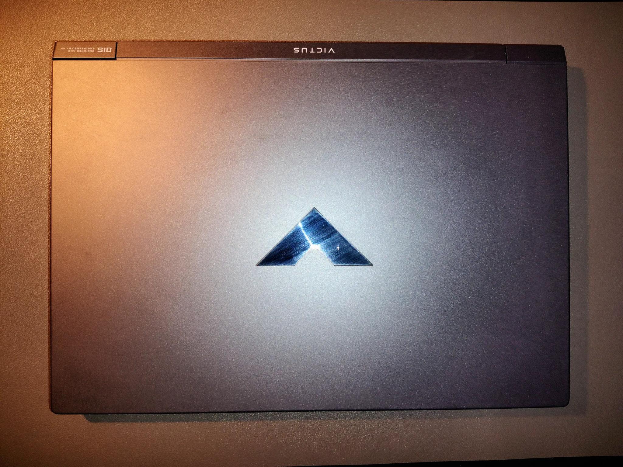 RTX 4060 | RYZEN 7 8845HS | 16GB DDR5 | 1TB | Logitech G305