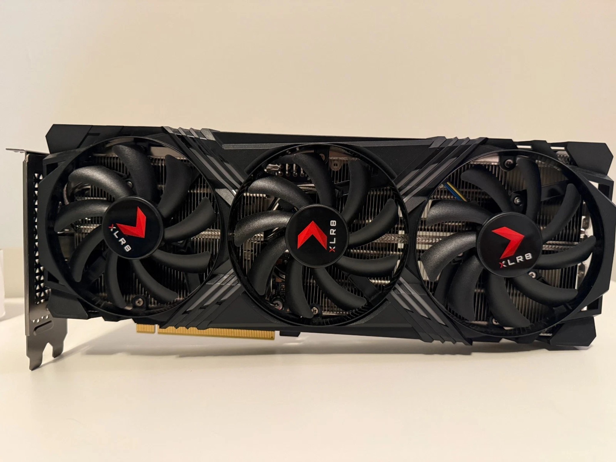 PNY XLR8 Gaming VERTO EPIC-X RGB GeForce RTX 4070
