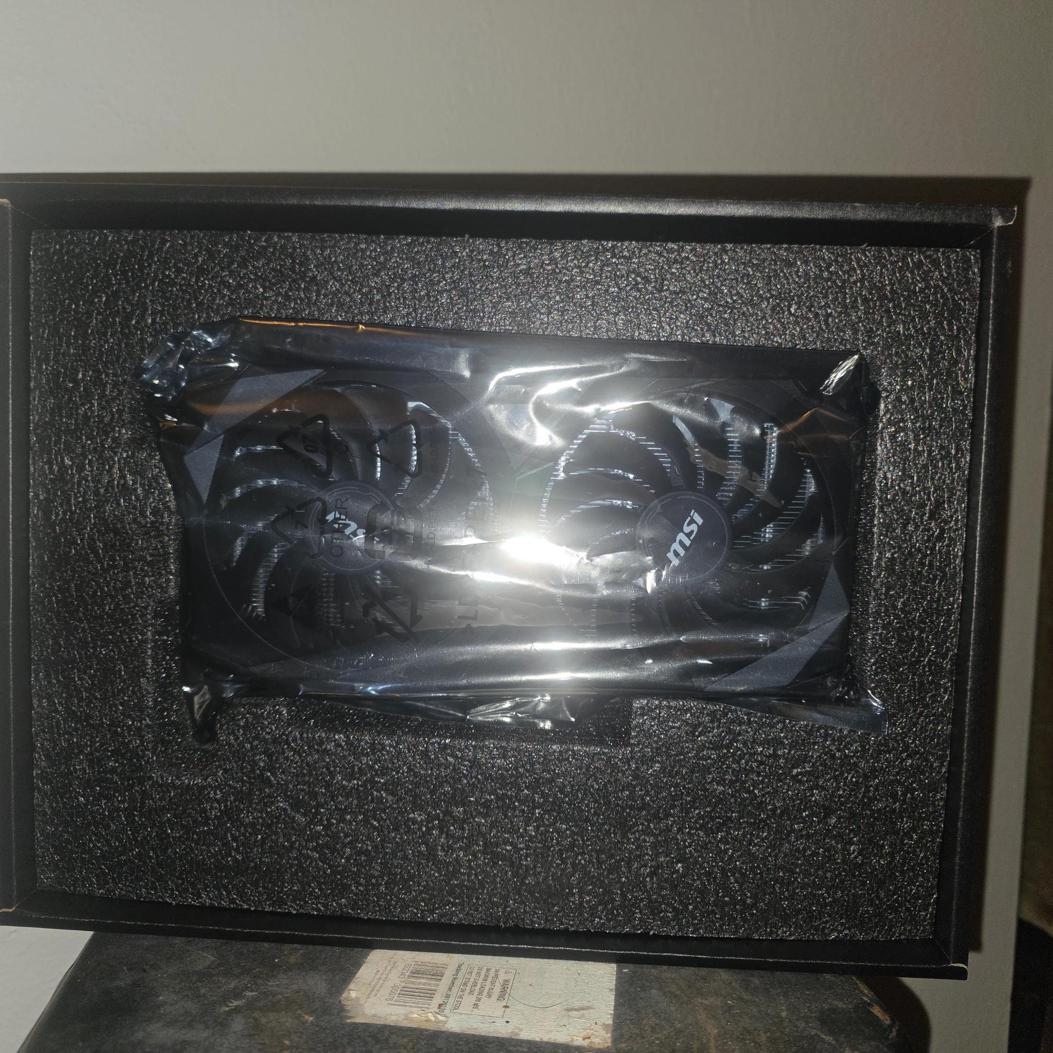 MSI VENTUS | NVIDIA GeForce RTX 3060 Ti 8GB |