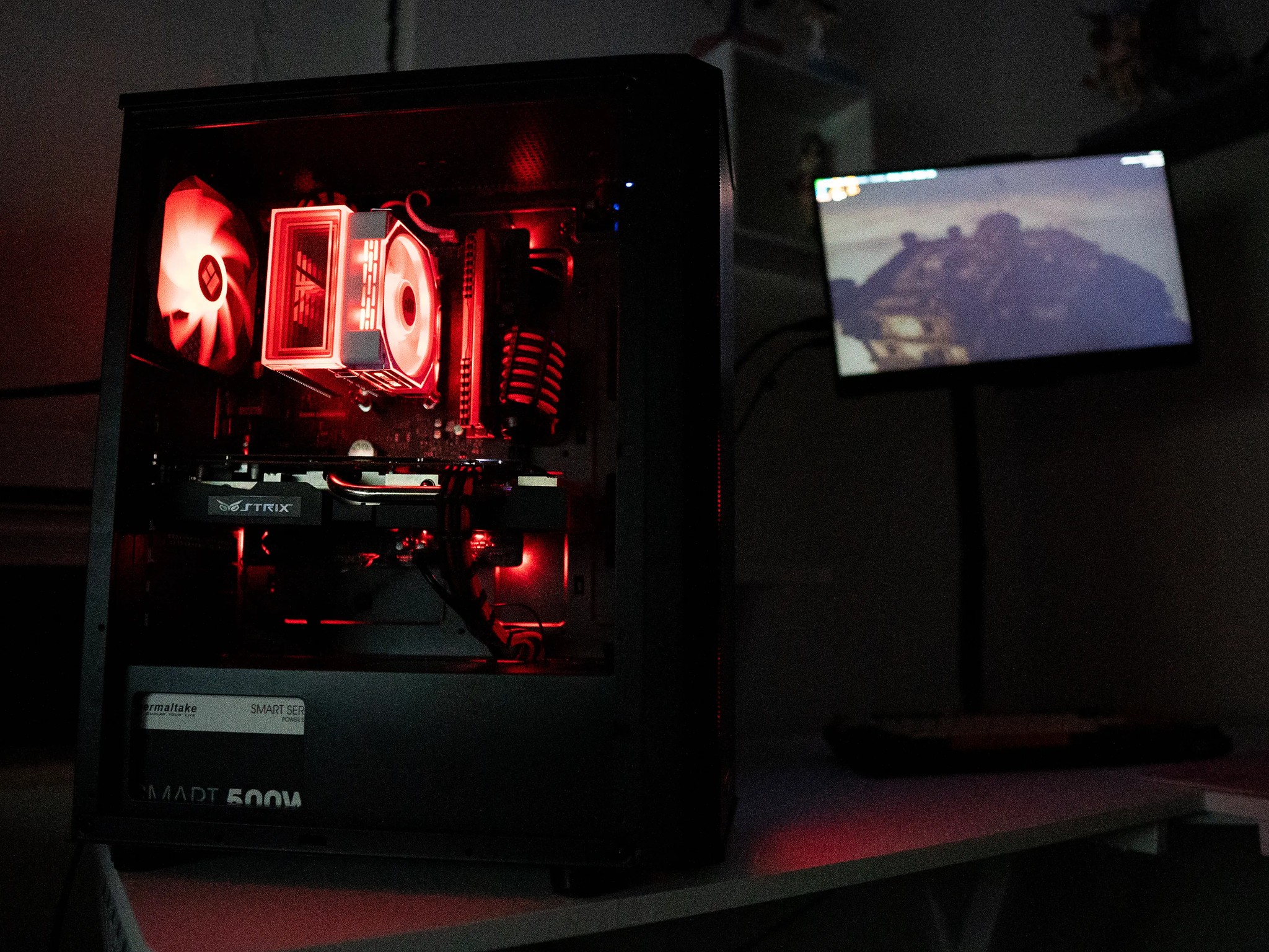 WEEKEND SALE 🩸⚫ | ASUS STRIX R9 380 | RYZEN 3 1300X | 16GB DDR4 RAM | 256GB NVME SSD + 1TB HDD |