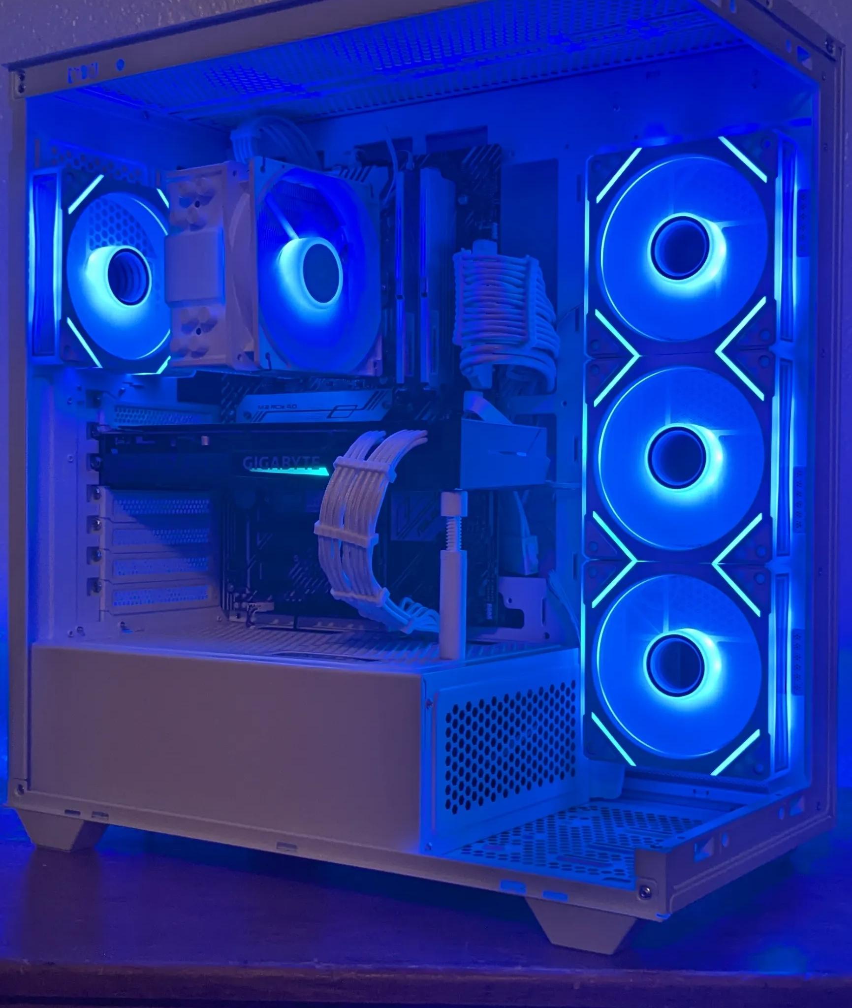 🔥RTX 3070, Intel i7 11700K, 16 GB RAM, 1 TB Storage