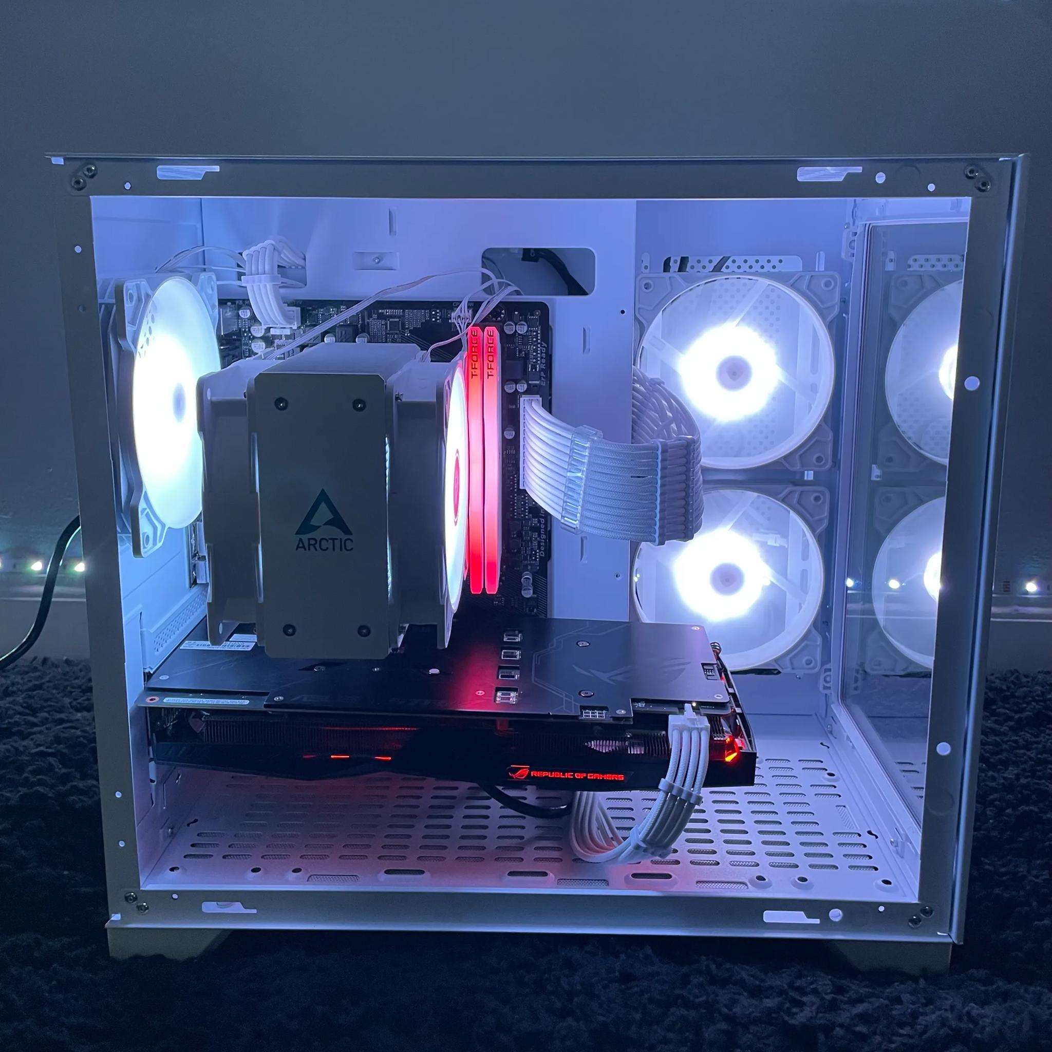 🧊Ice🐦‍🔥 |1080p Gaming Pc | Asus Rog Strix GTX 1060 6gb | Ryzen 5 2600 | 16gb DDR4 3600mhz|