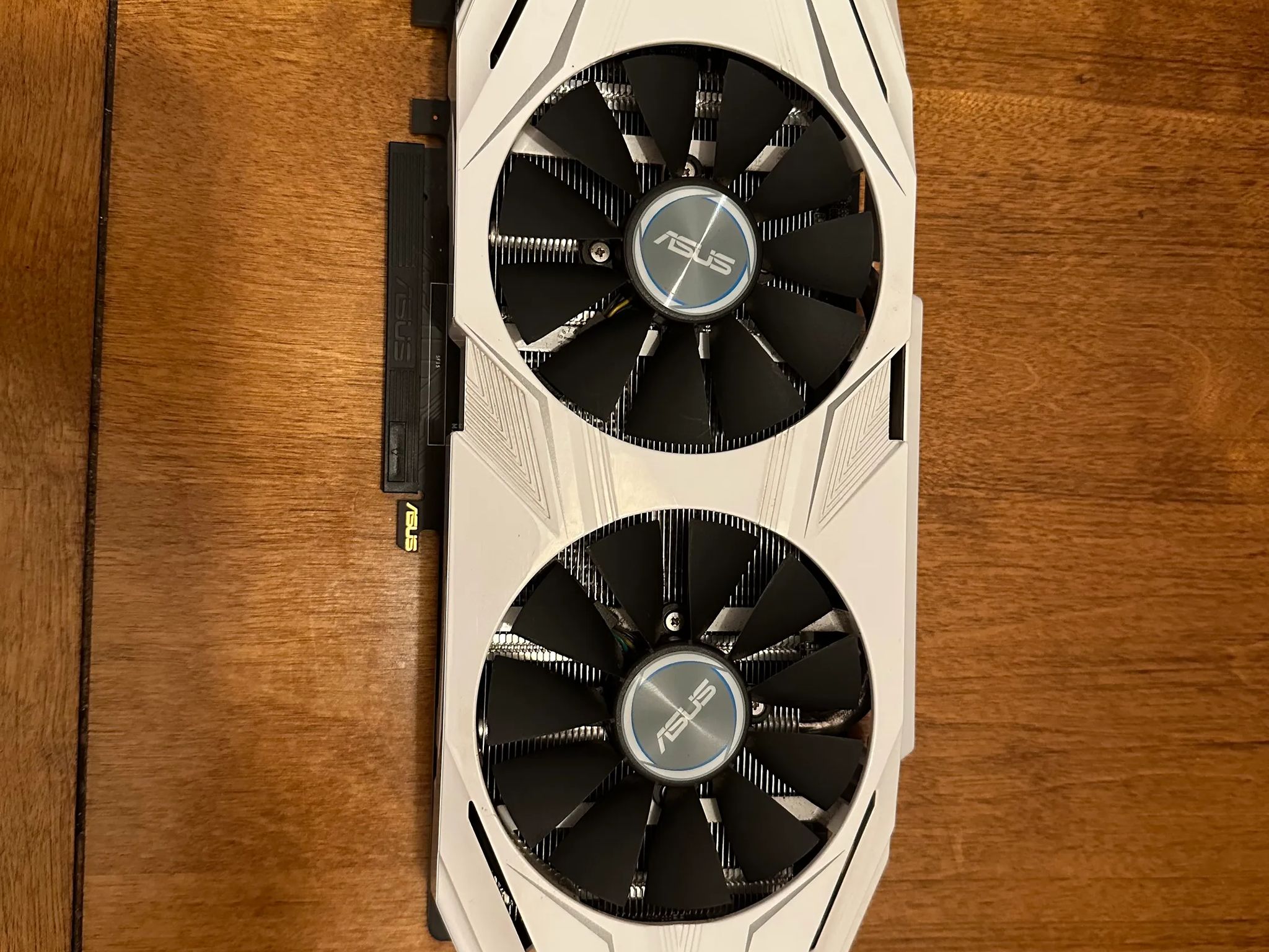 Asus GTX 1060 6GB Dual GPU