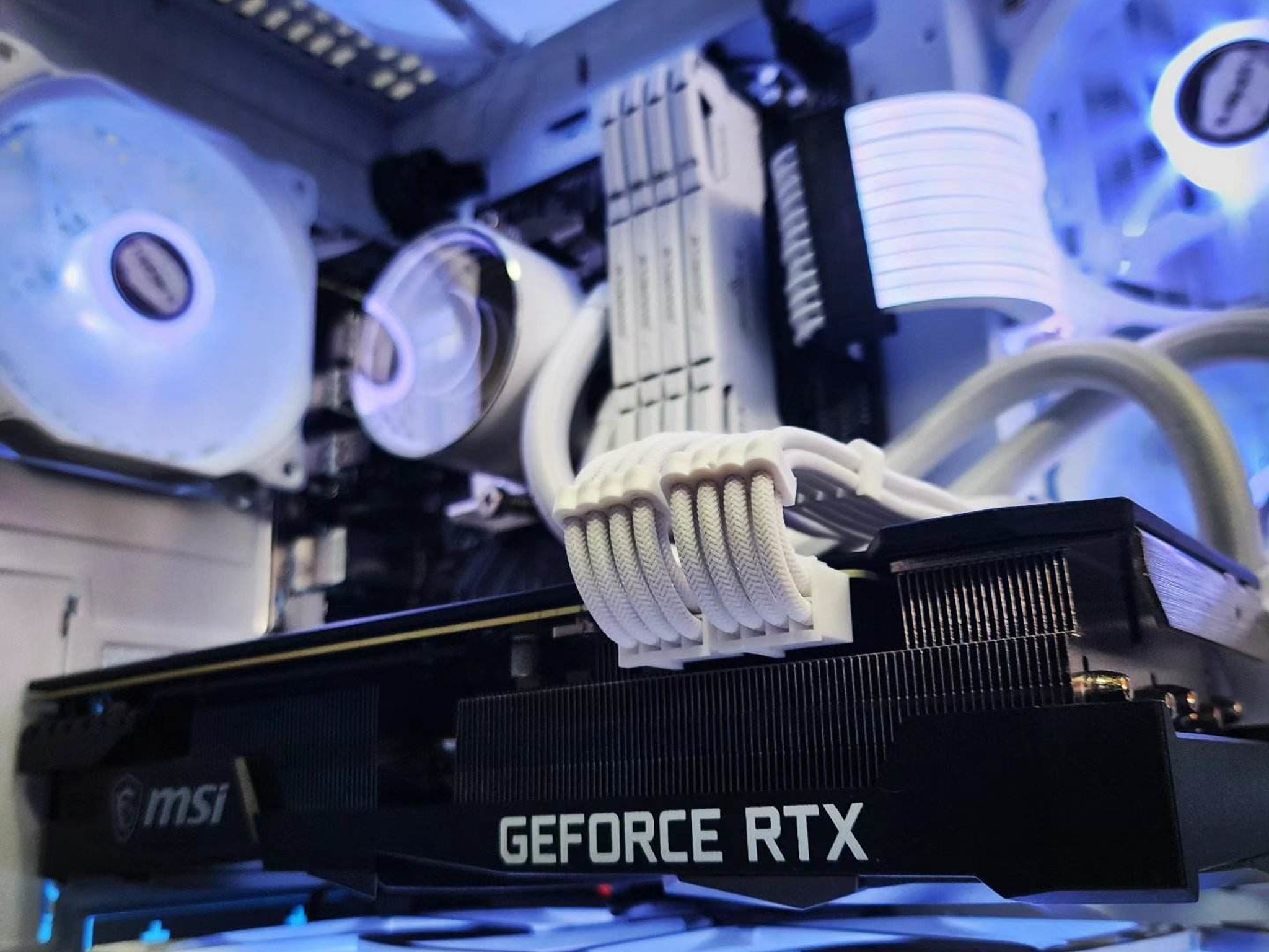 🤍🤍🤍 MSI RTX 3080 10GB // AMD Ryzen 7 5700G // Pinnacle 32GB 3600MHz