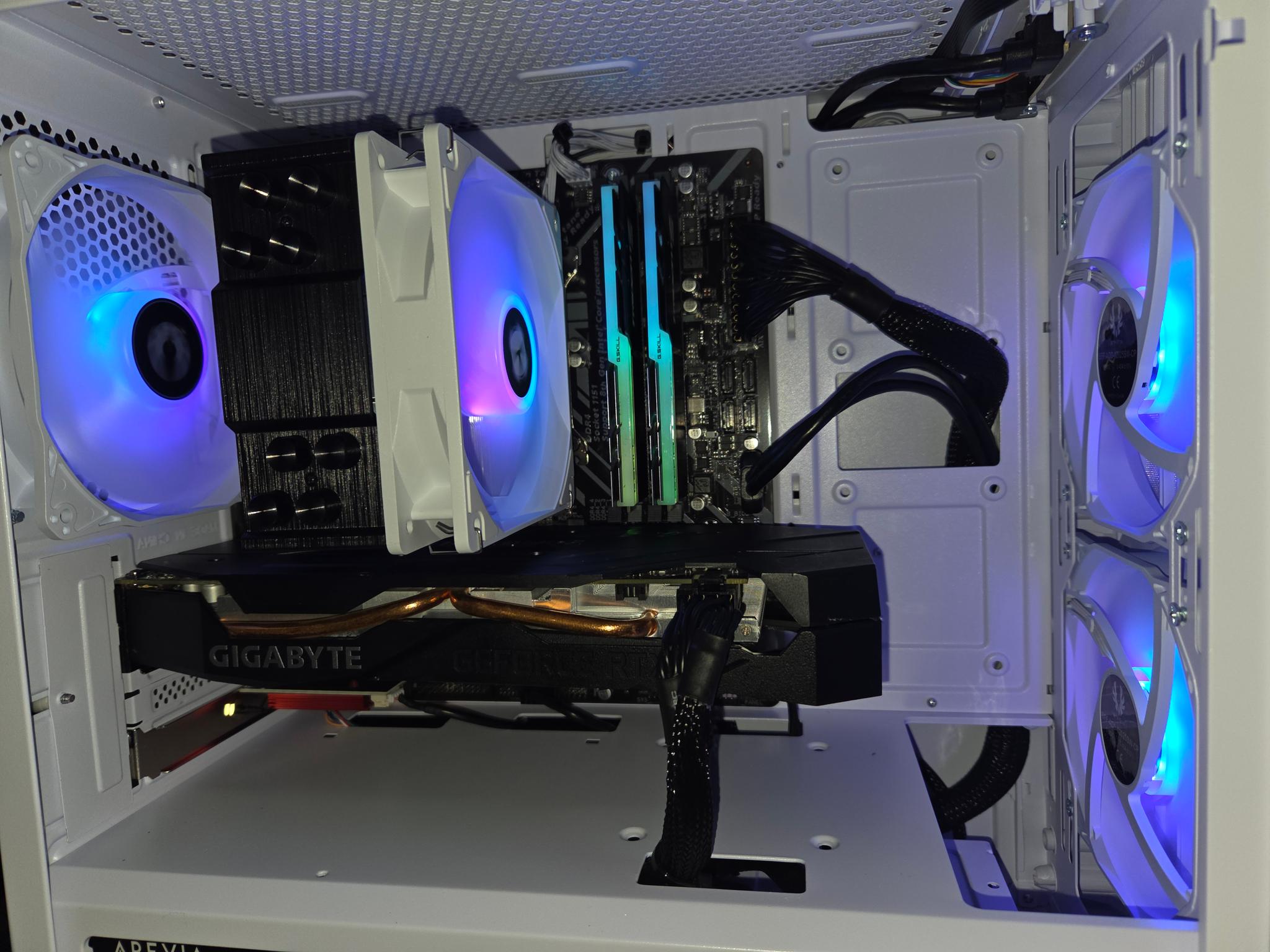 i5-9600K / RTX 2070 / WIFI & BT (10)