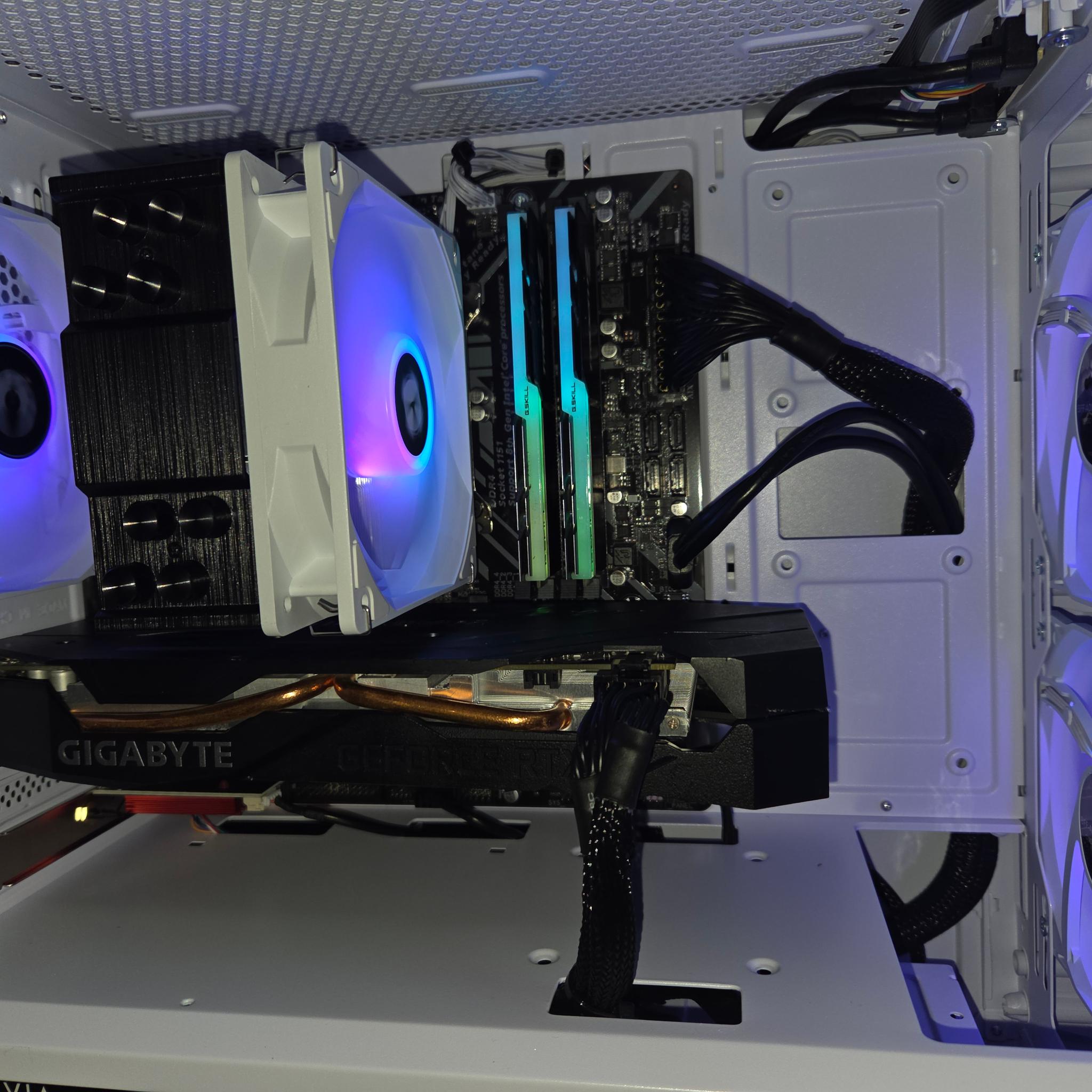 i5-9600K / RTX 2070 / WIFI & BT (10)