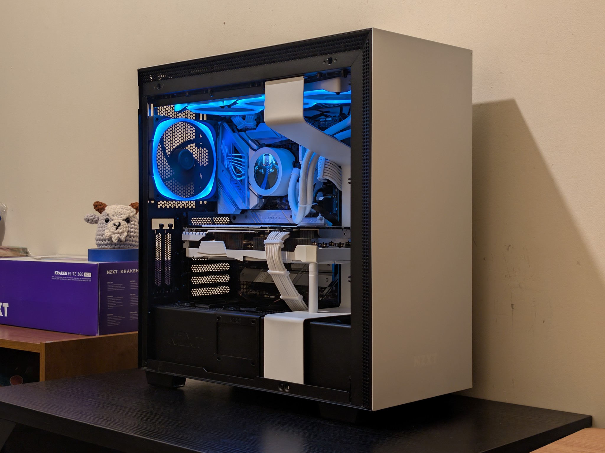 🐼🔳 1440p Gaming Beast | RTX 3080Ti | i7 13700KF | 1TB SSD | 32GB RAM | WiFi 6 & Bluetooth 🔳🐼