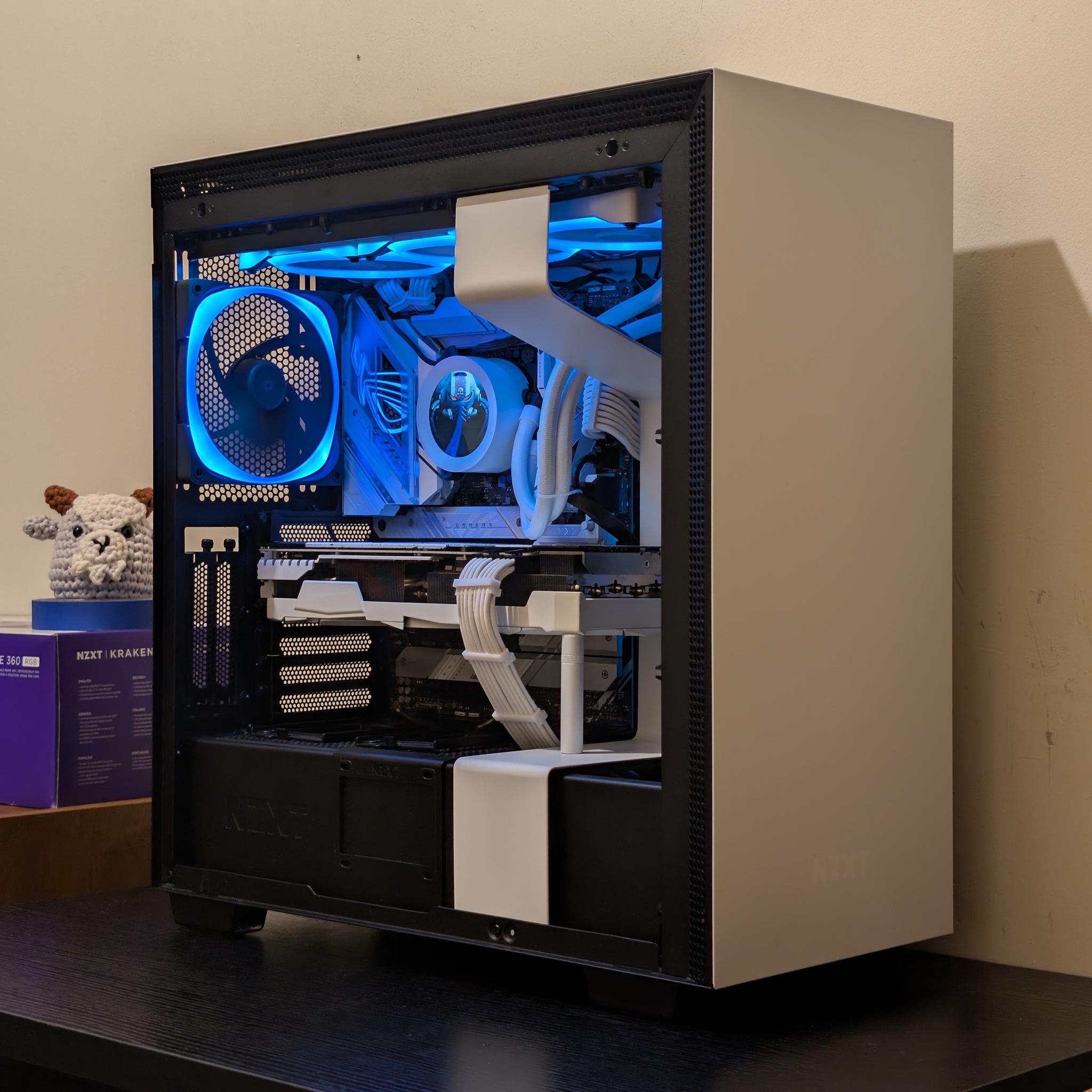 🐼🔳 1440p Gaming Beast | RTX 3080Ti | i7 13700KF | 1TB SSD | 32GB RAM | WiFi 6 & Bluetooth 🔳🐼