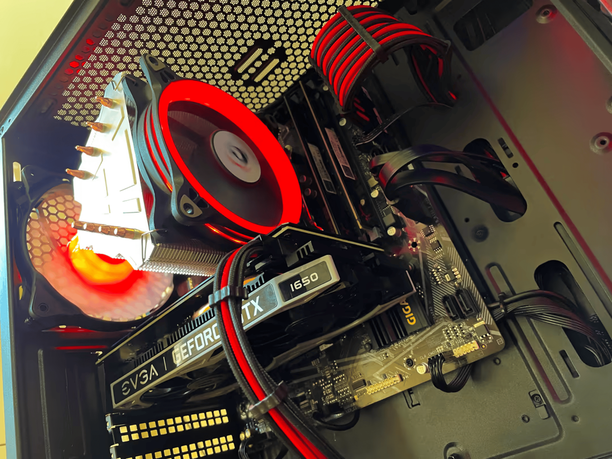 “Nice C ( ͡° ͜ʖ ͡°)”// i3-10105, GTX 1650 Budget Gaming PC