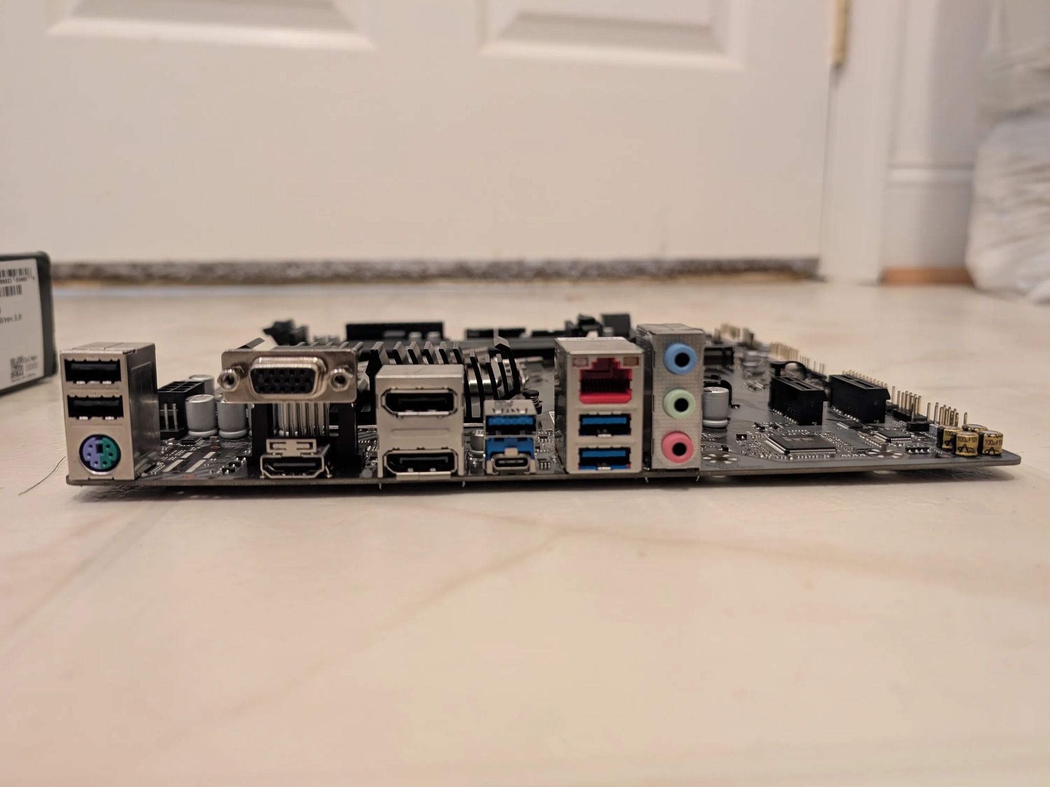 GIGABYTE B760M DS3H DDR4 (LGA 1700/ Intel/ B760/ M-ATX/ DDR4/ Dual M.2/ PCIe 4.0)