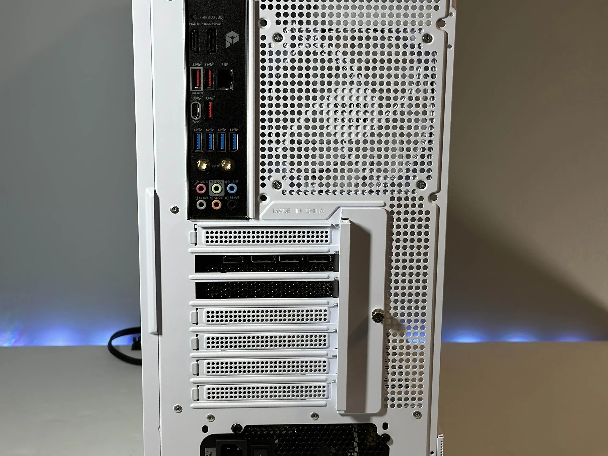 White Gaming PC | Ryzen 5 7600X | RTX 3080 10GB | 32GB RAM | 1TB SSD | WIFI |