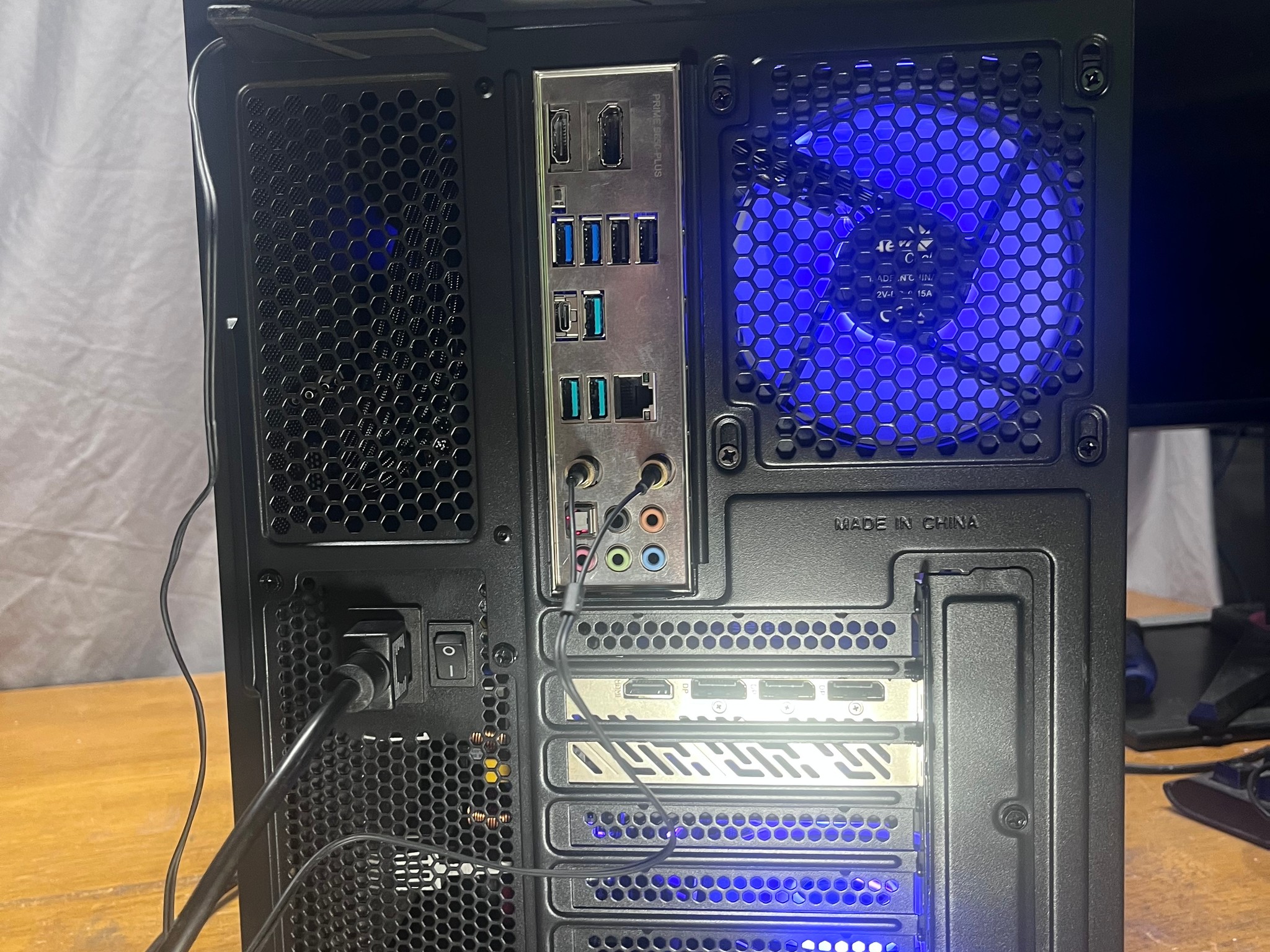 RX 9070 XT | Ryzen 7 7800X3D | 32GB RAM | Gaming PC