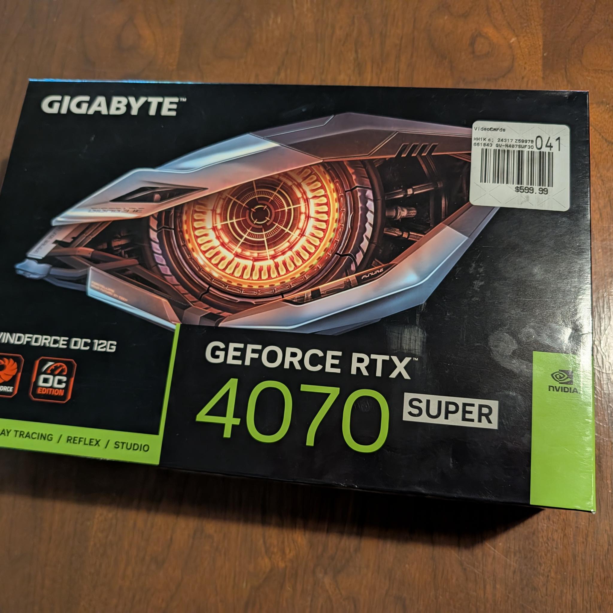 GIGABYTE WINDFORCE OC GeForce RTX 4070 SUPER