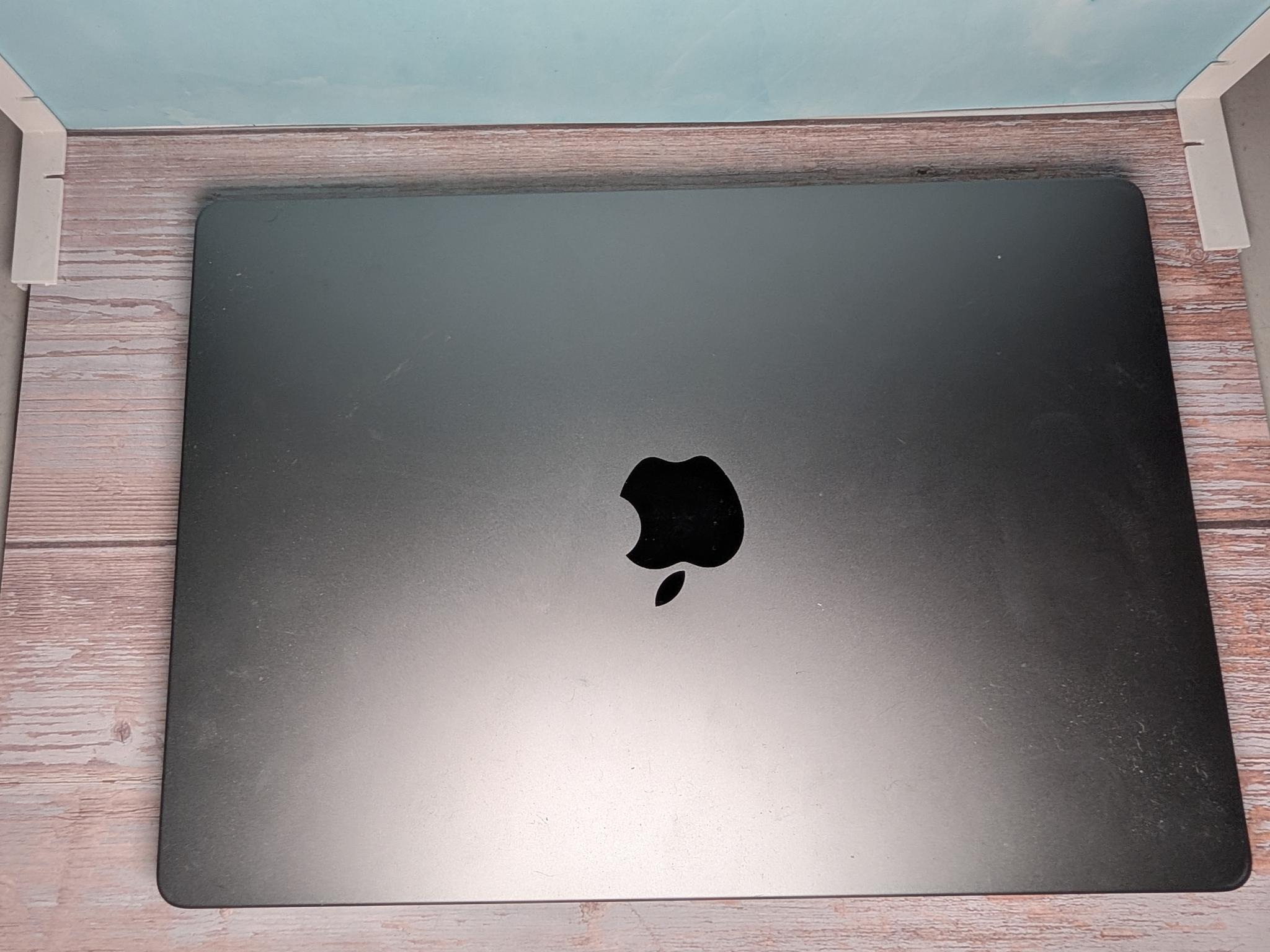 Apple MacBook Pro 14-inch (M2 Pro, 16GB RAM, 512GB SSD) - Space Gray