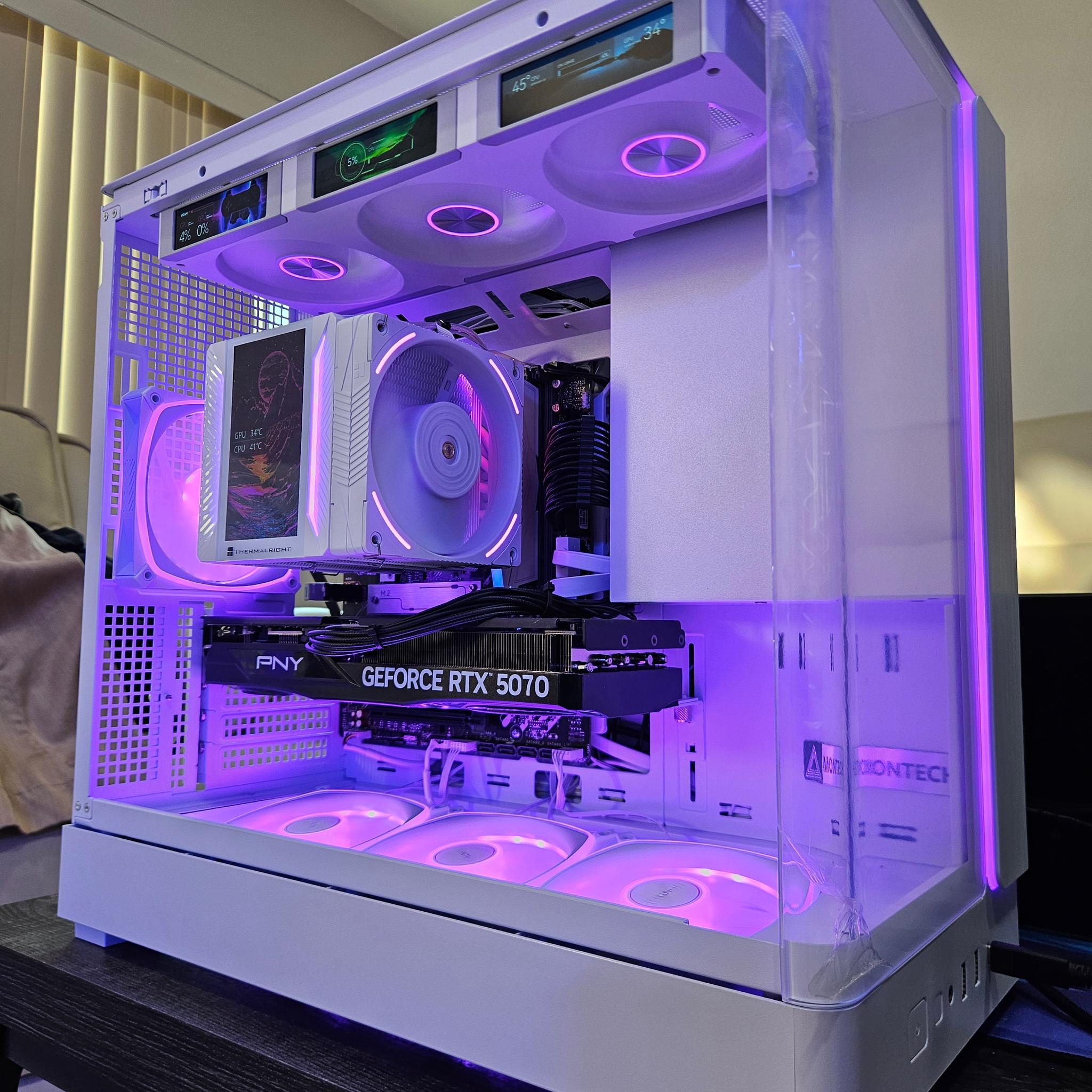 RTX 5070 Gaming PC • Ryzen 7 9700X • 1TB M.2 • Jonsbo ZC-360 • 32GB DDR5 • Clean White