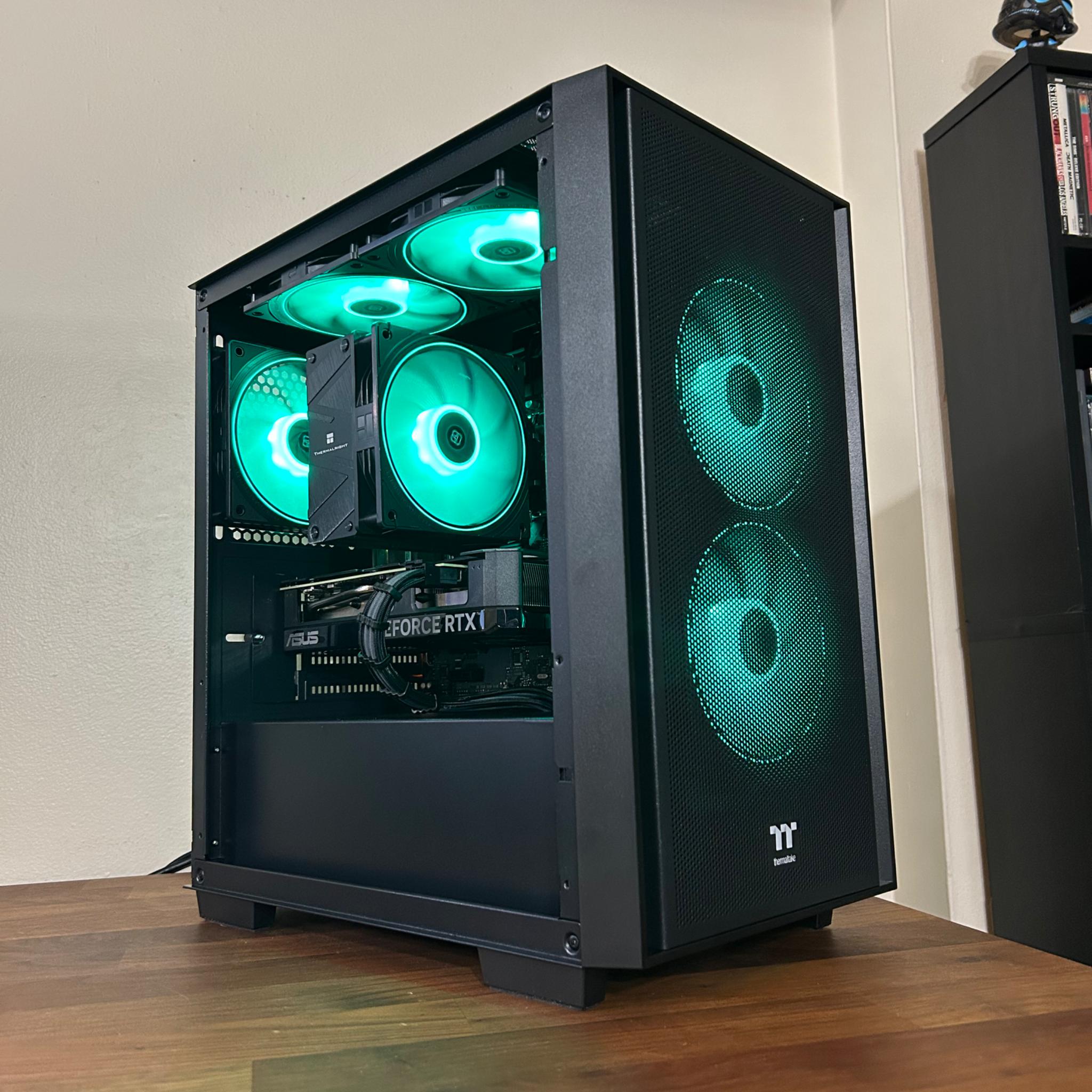 RTX 4070 12GB | Intel i5 13400F | 32GB DDR5 | 1TB SSD | The Stalker RTX