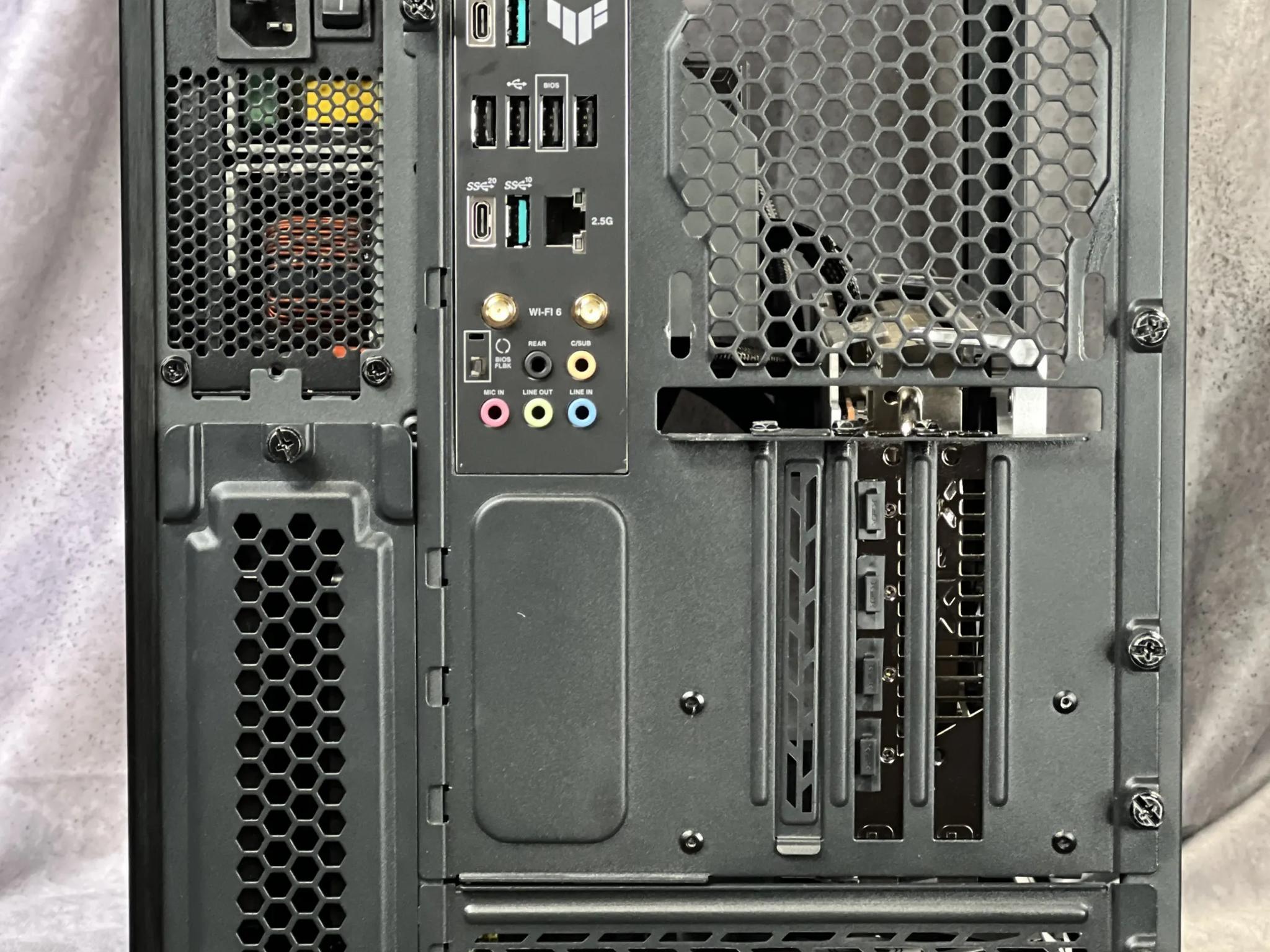 Custom Gaming PC - 7600X3D, 7800 XT, 32GB DDR5-6000, 1TB Gen 4 NVMe, full custom cables