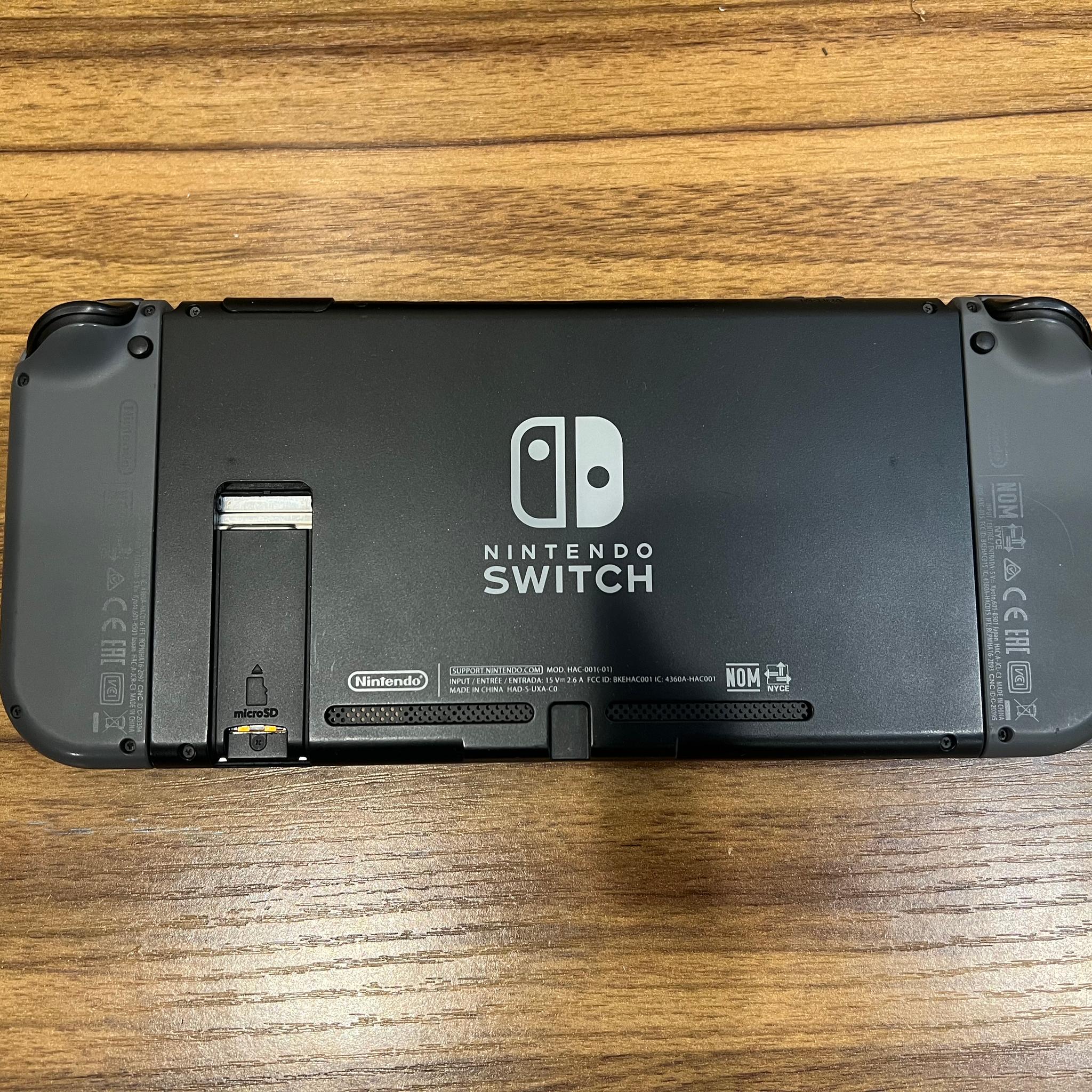 Nintendo Switch V2 32GB | Comes with Joycons Power and HDMI Cables | Gray