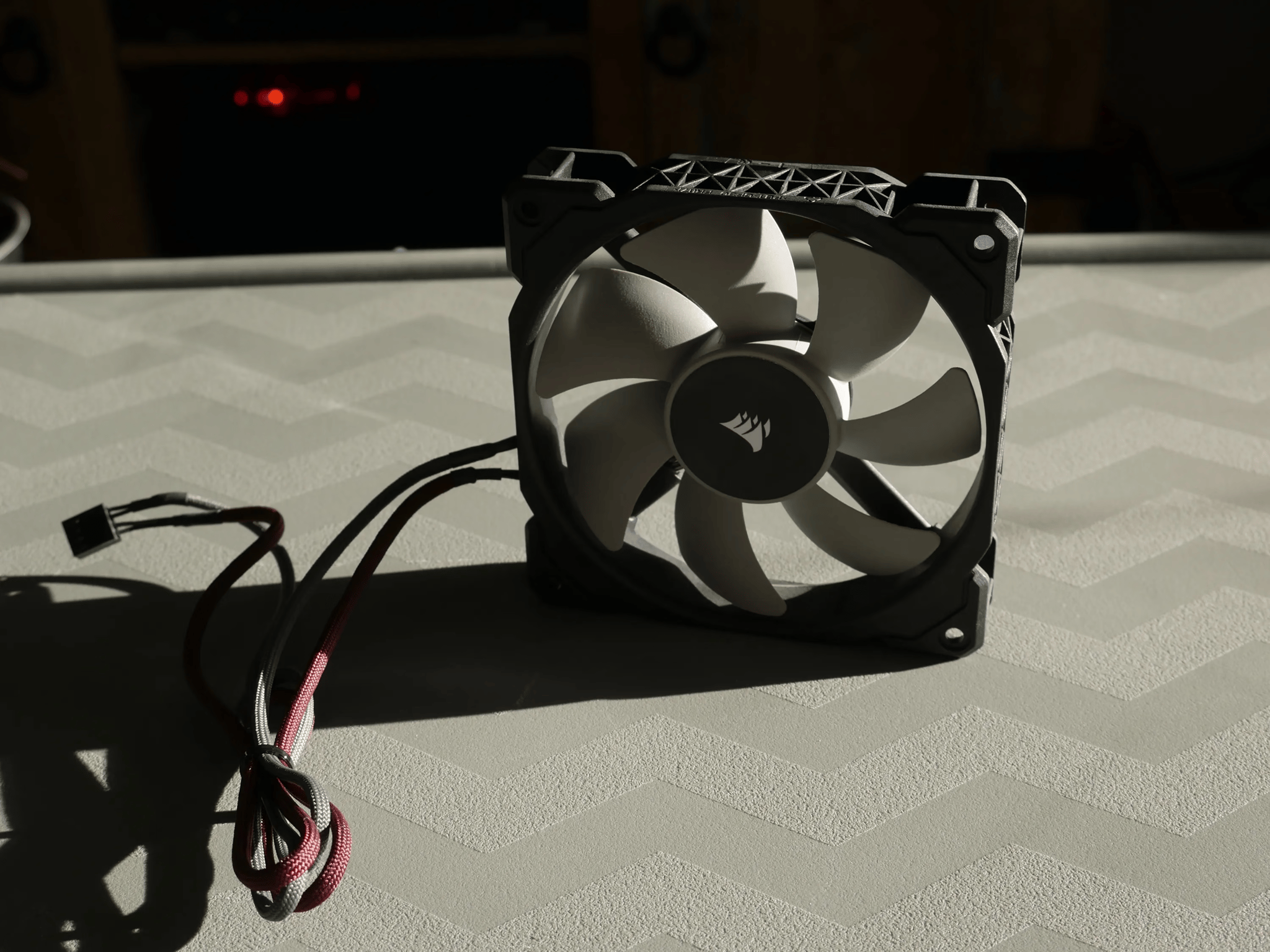 Used: Corsair ML120 Pro 75 CFM 120mm Fan