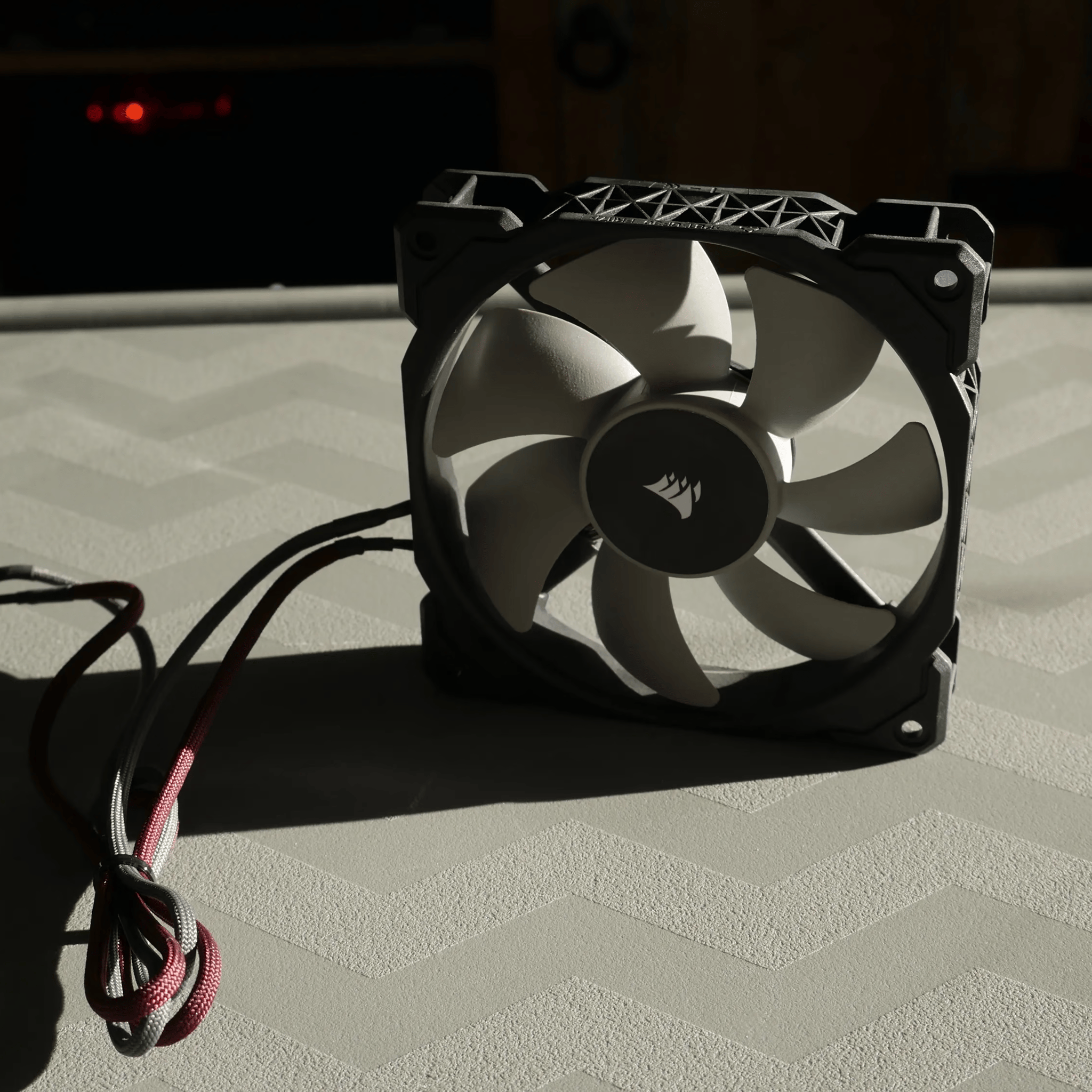 Used: Corsair ML120 Pro 75 CFM 120mm Fan