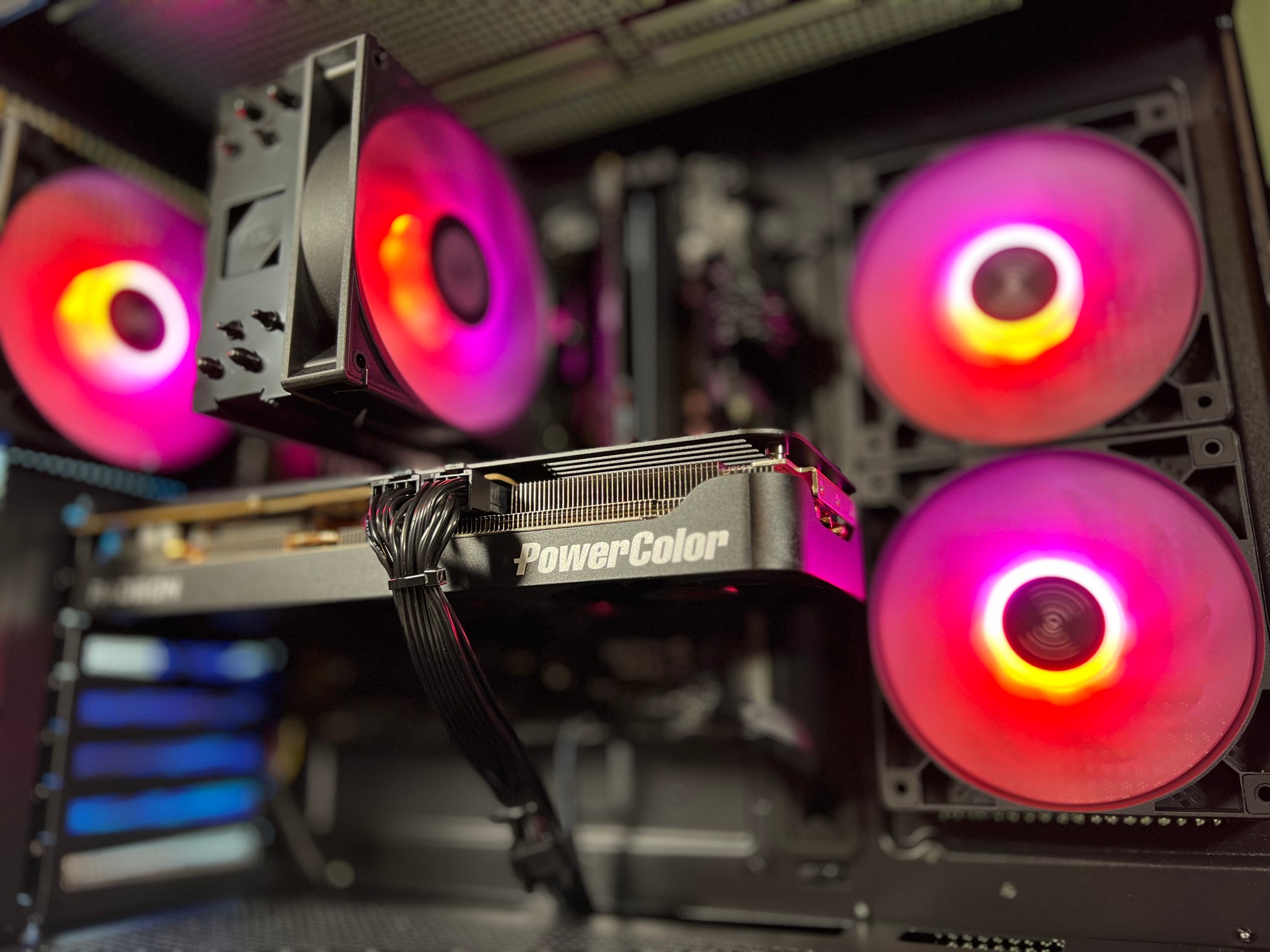 R5 7500X3D + RX 9070 XT | 16GB DDR5 | 1TB NVMe