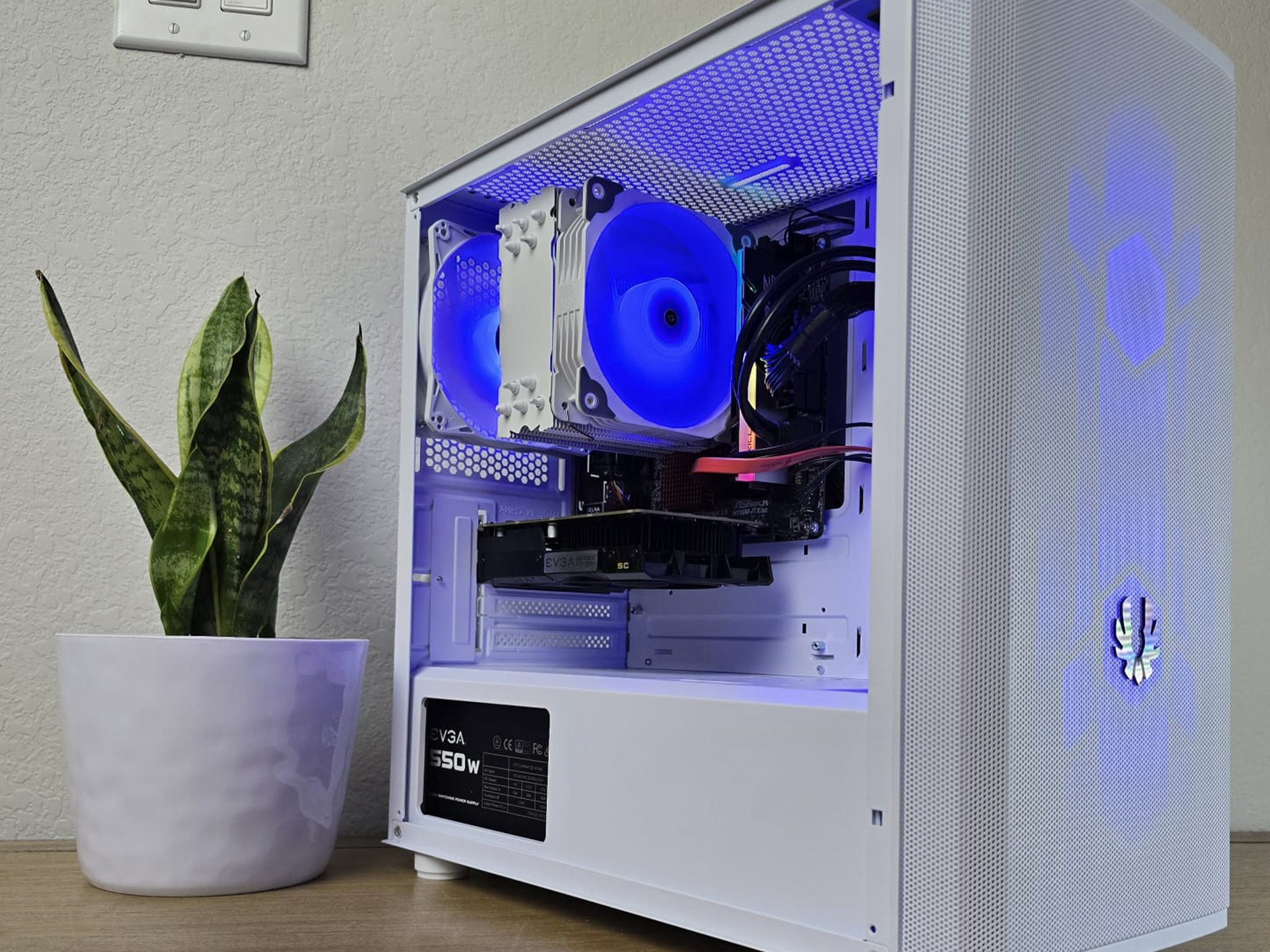 GTX 1050Ti | i5 6600k | 16GB DDR4 RAM | 1TB SSD | 1TB HDD | 4 RGB Fans | White RGB Gaming PC