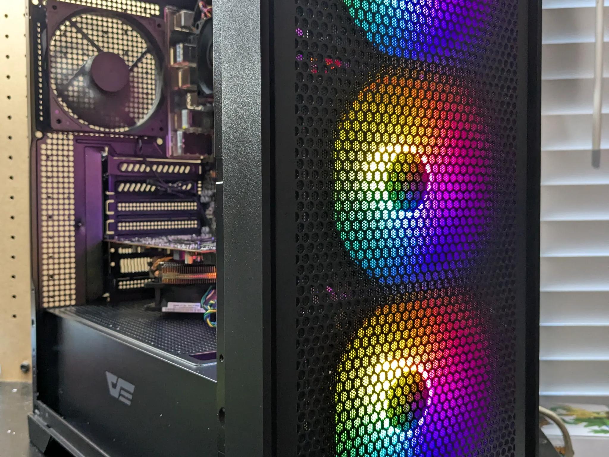 Scratch and Dent | 70 FPS Fortnite | AMD FX 6300, 16GB RAM, R9 270, 480GB SSD, Win10