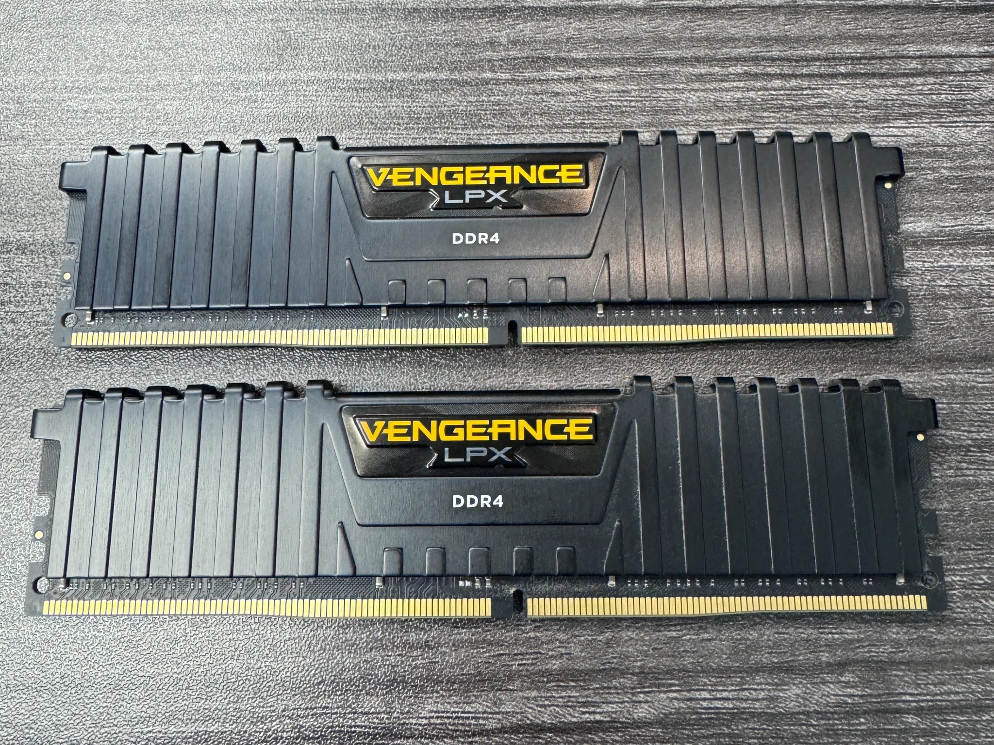 Corsair Vengeance LPX DDR4 32GB (2x16GB) RAM 3200Mhz