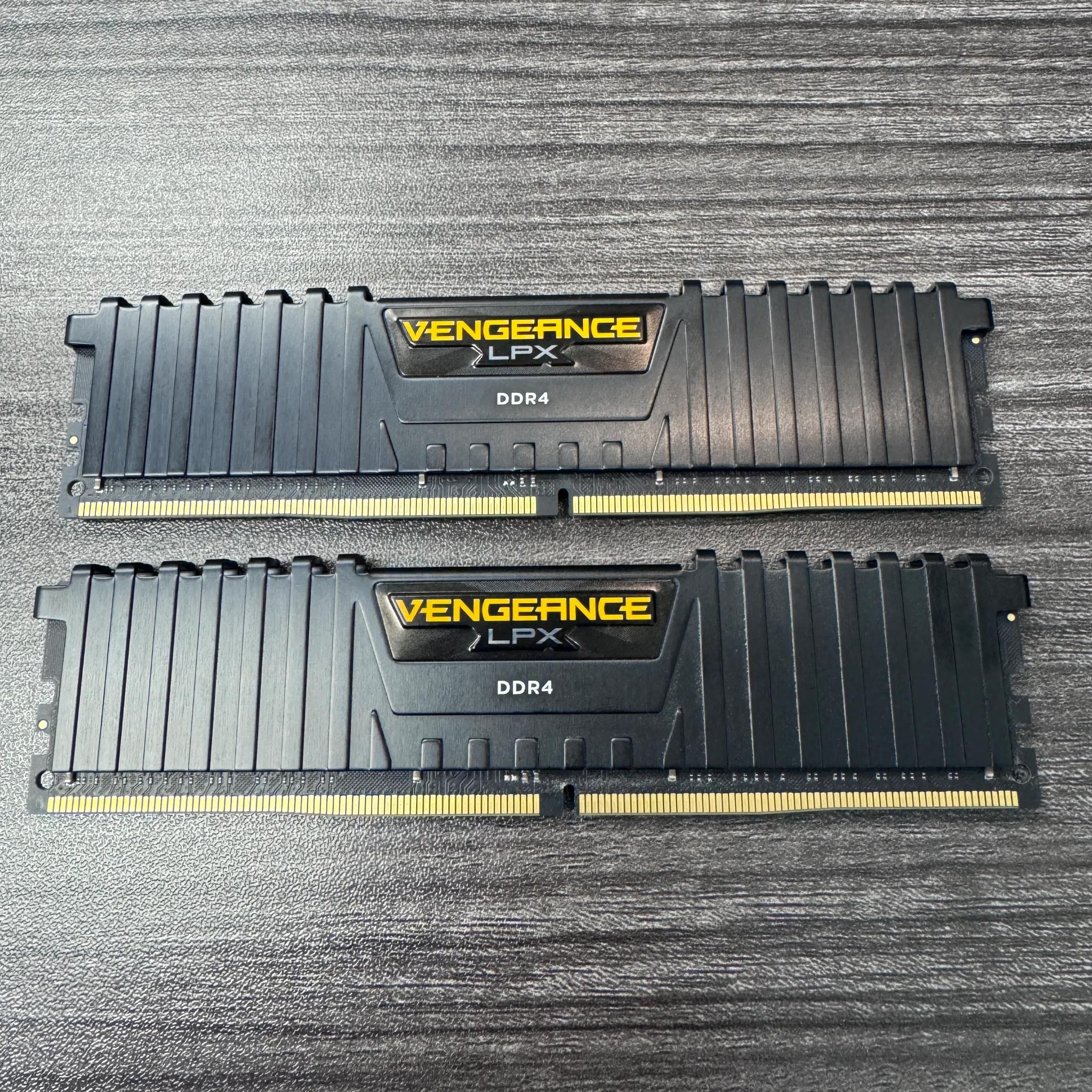 Corsair Vengeance LPX DDR4 32GB (2x16GB) RAM 3200Mhz