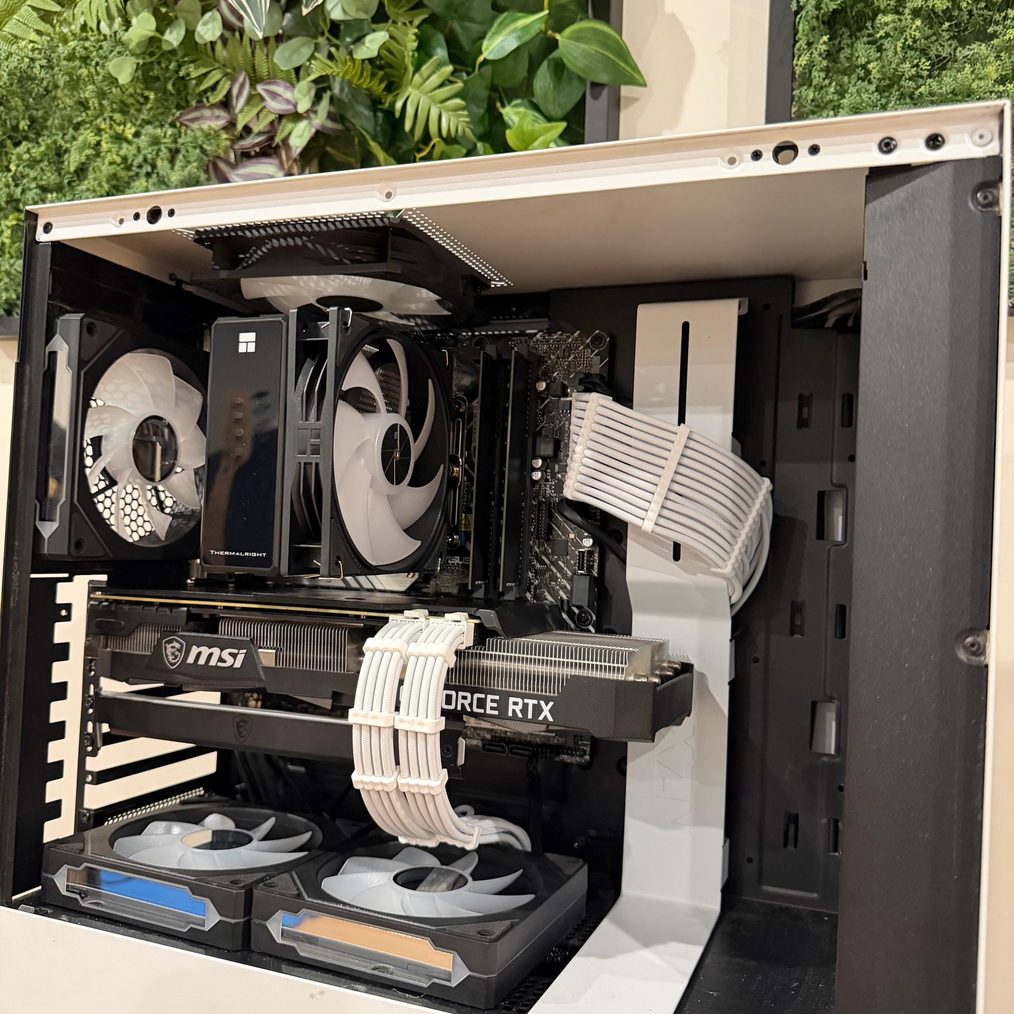Custom White Gaming PC | RTX 3070 | i5-12400F | 2.25TB | WiFi | Windows 11 | Plug & Play
