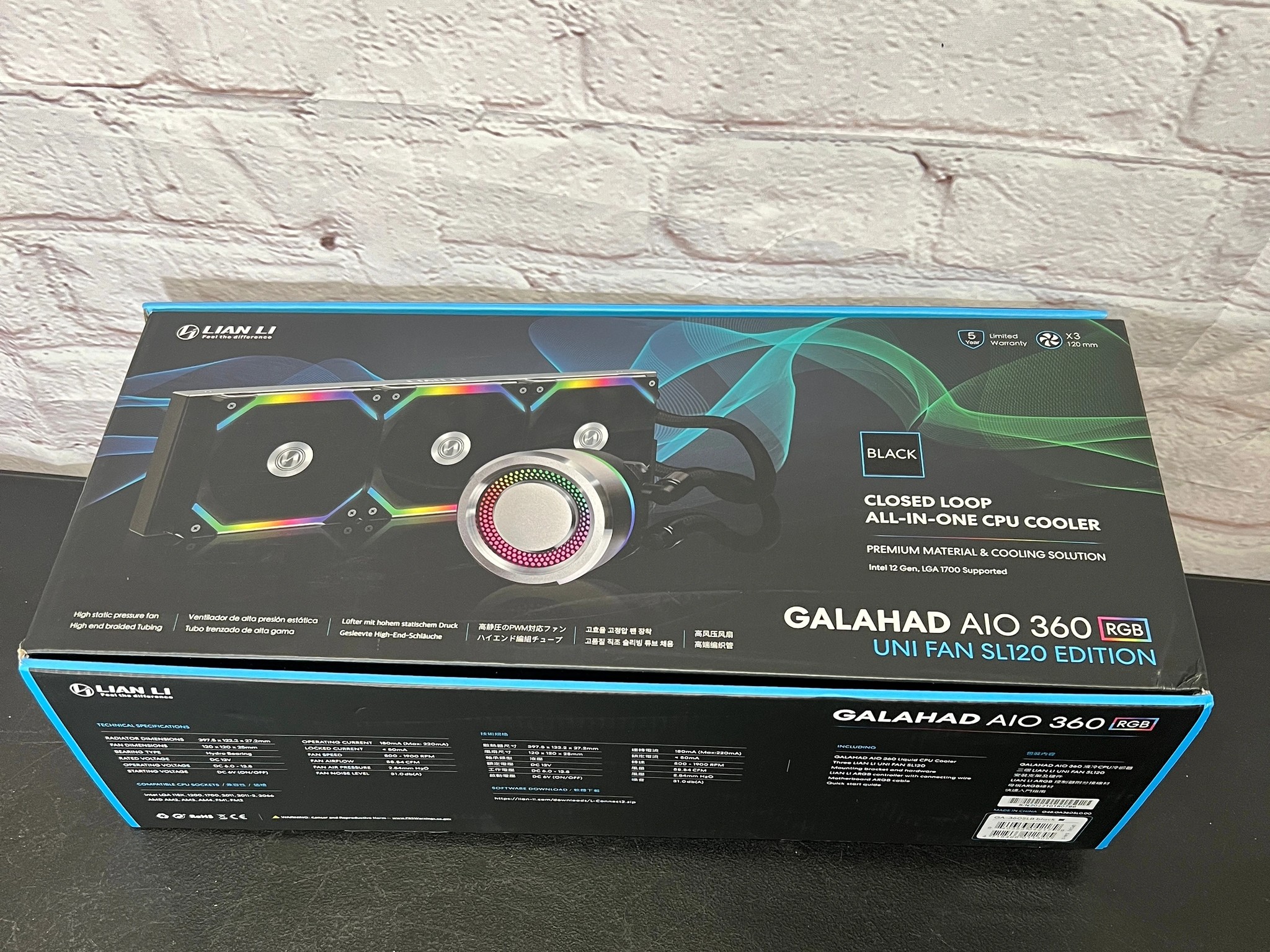 Lian Li GALAHAD AIO 360 RGB UNI FAN SL120 EDITION BLACK New in Box