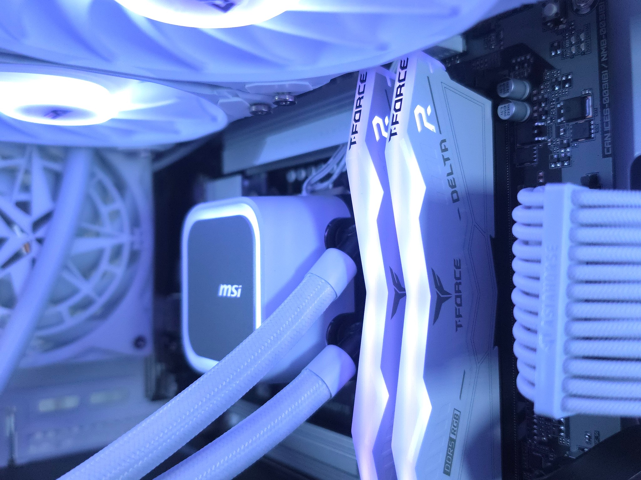 🤍 RTX 5070 | Core Ultra 7 265F | 1440p Gaming Computer
