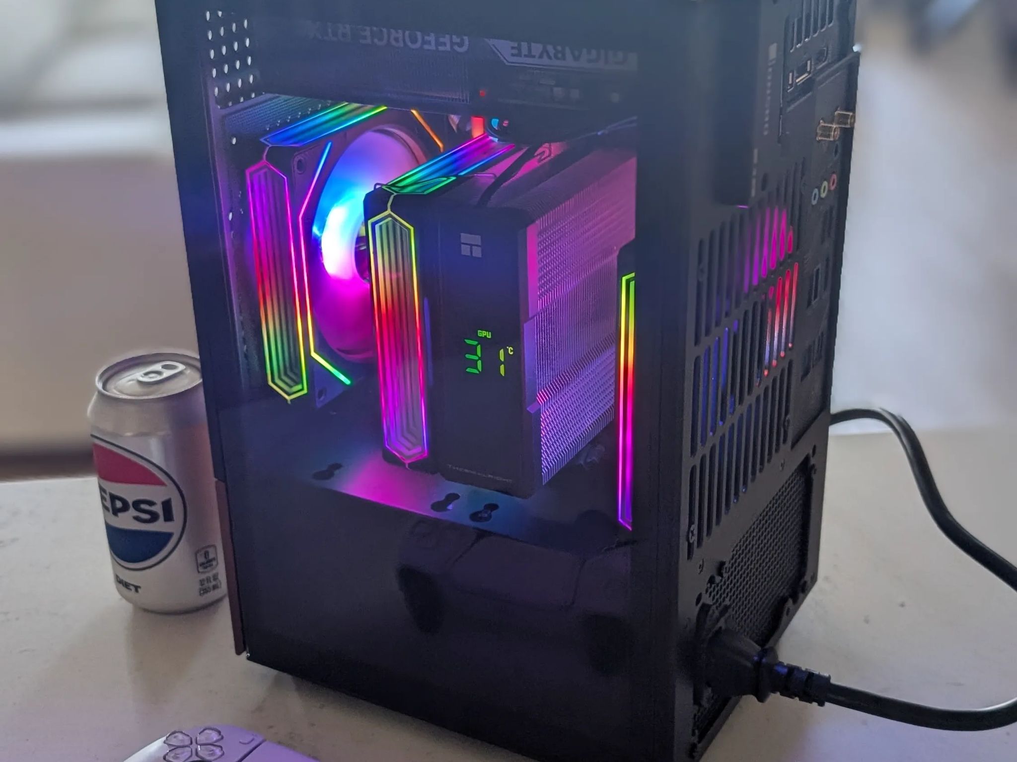 SFF Mini ITX RGB Gaming PC - 9600X + 5060 Ti 16GB - Jonsbo T6