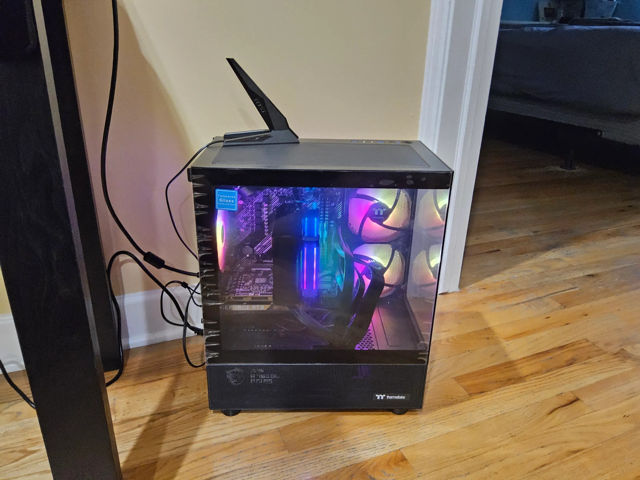 RTX 5060 / ryzen 7 5800xt / 32GB DDR4 / 1TB SSD / Windows 11 pro /  Wifi 7