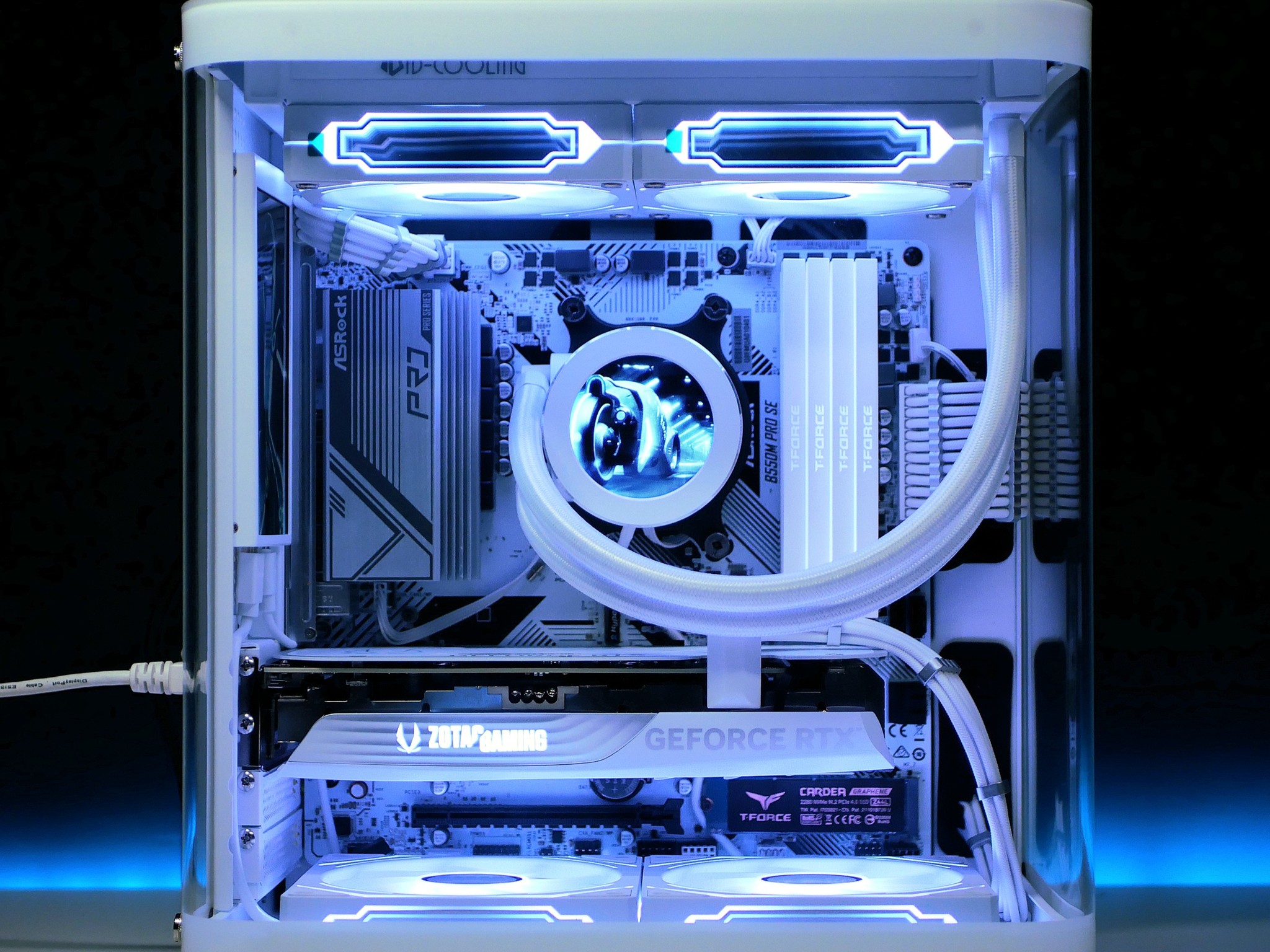 🖥×🧊 Ryzen 7 5800X3D, RTX 4070, 32GB RAM, 1TB Gen 4.0 nvme