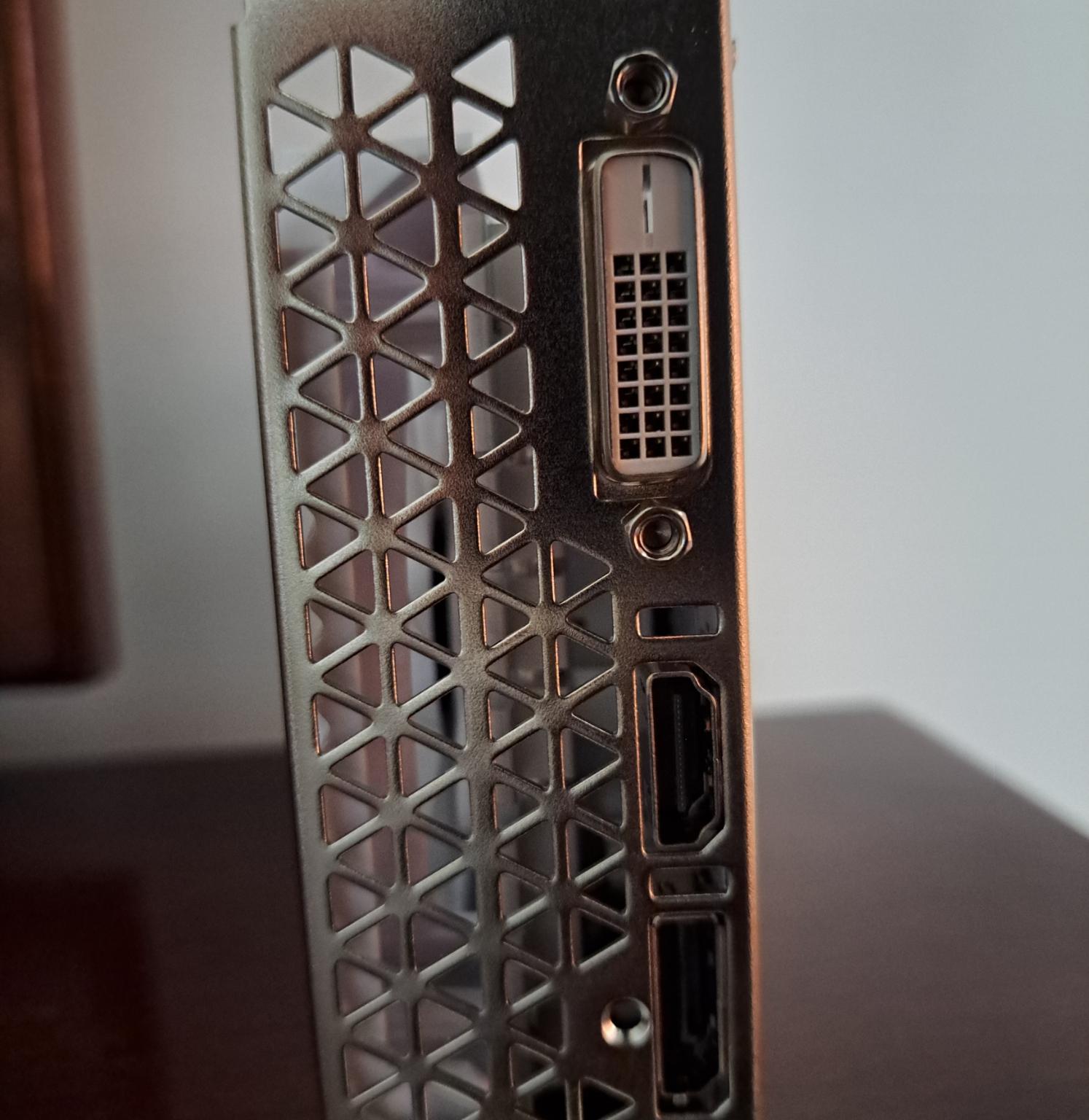 RX 580 8GB GDDR5 White