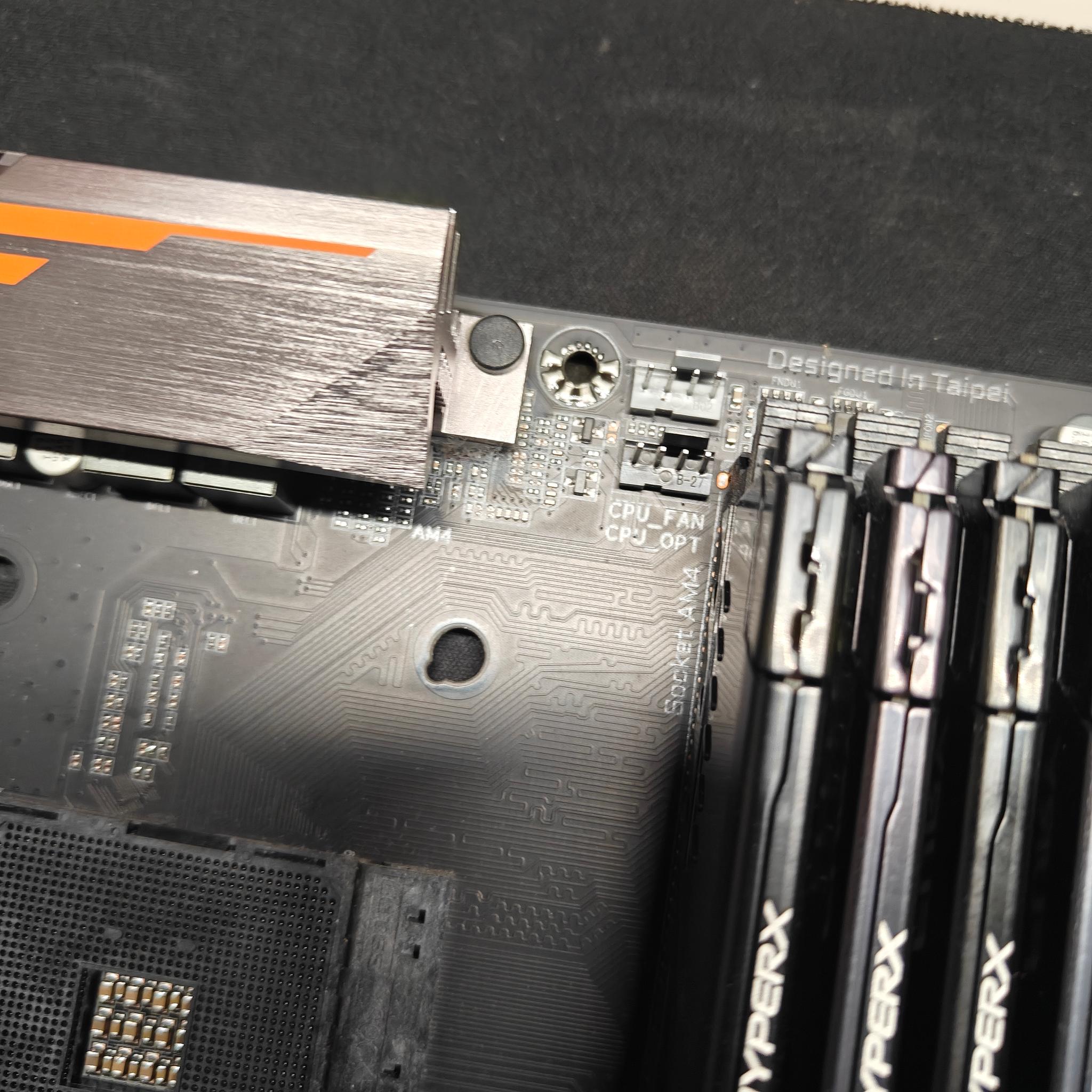 Gigabyte B450 AORUS Pro WiFi AM4 Motherboard & 16GB DDR4 RAM