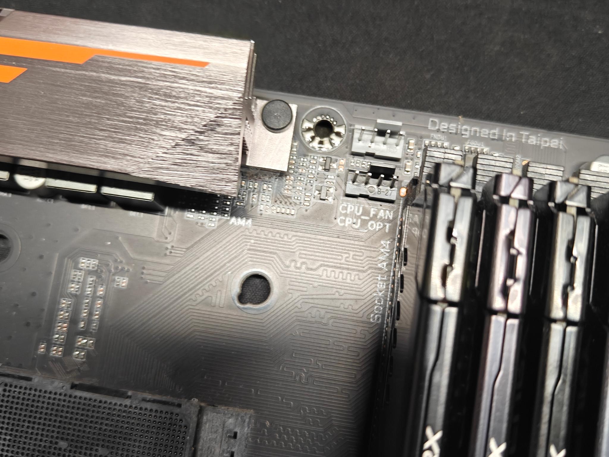 Gigabyte B450 AORUS Pro WiFi AM4 Motherboard & 16GB DDR4 RAM