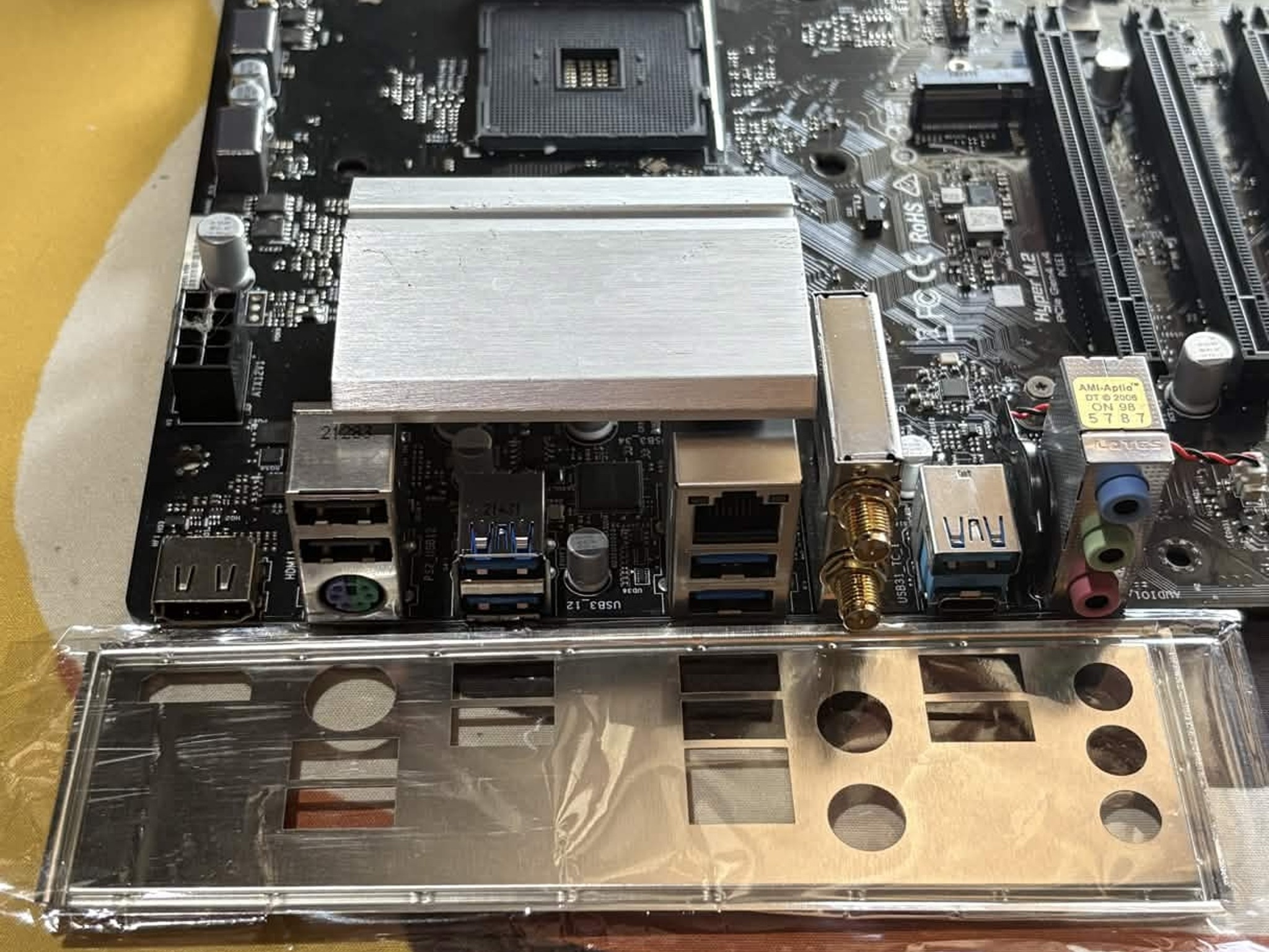 ASRock B550M-C AM4 Micro-ATX Motherboard