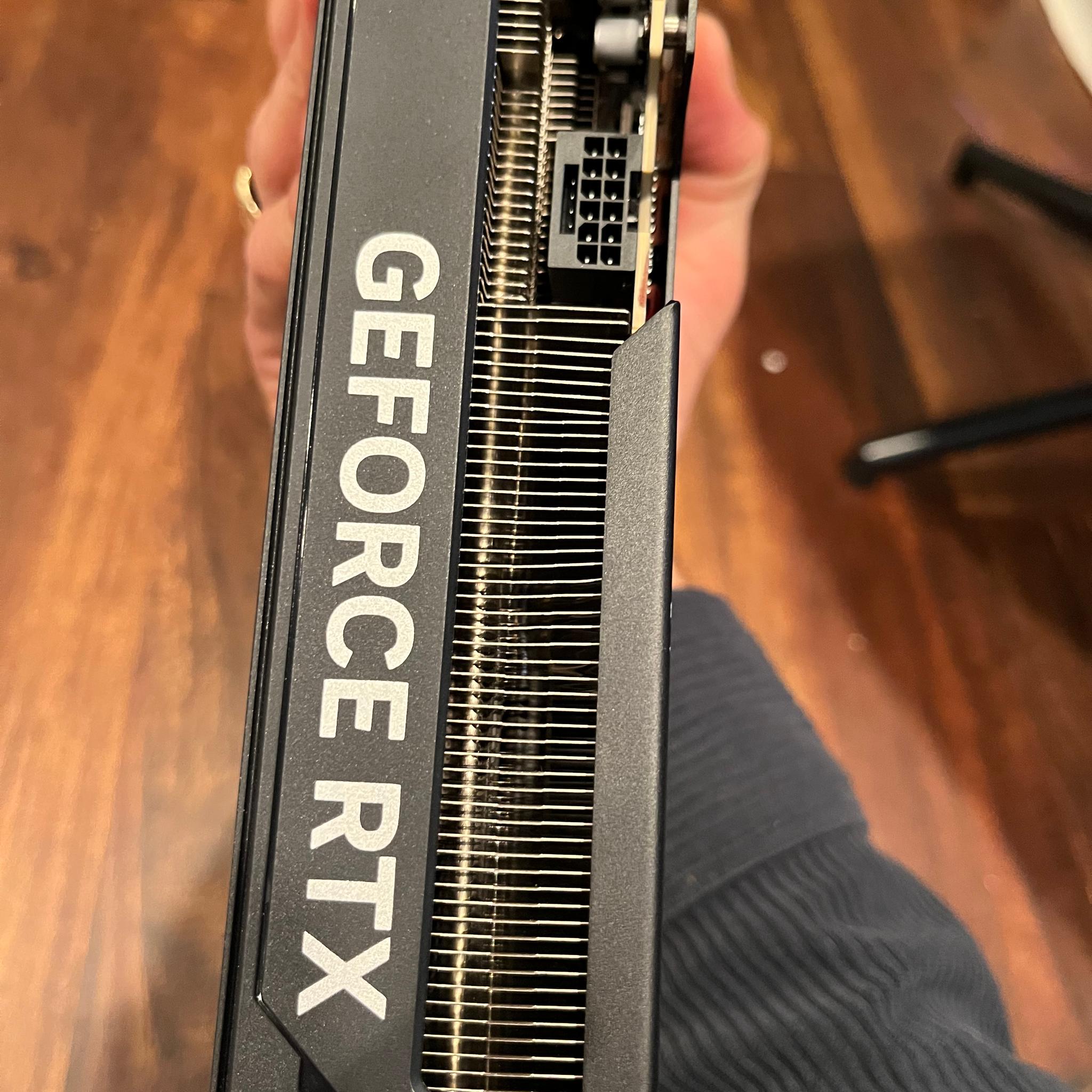 5070ti - BEEFY but SMALL - Lian Li A4-H20 - 7600X - 32GB* DDR5 *PLEASE READ*