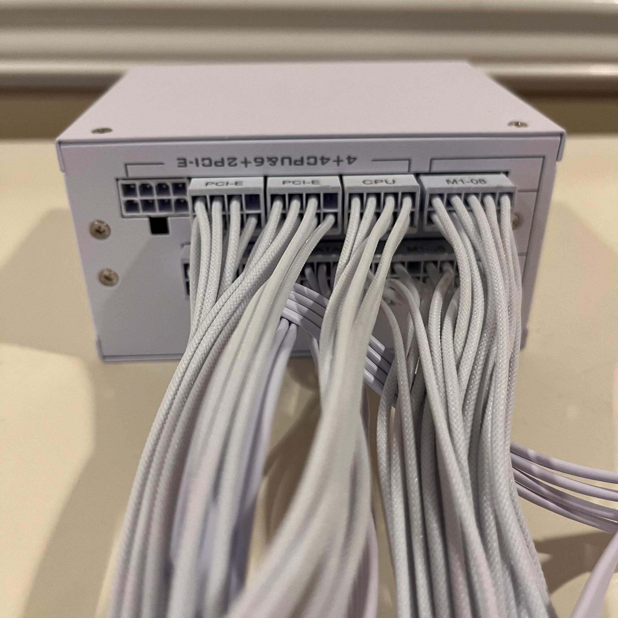 Like New Lian Li SP750 White PSU